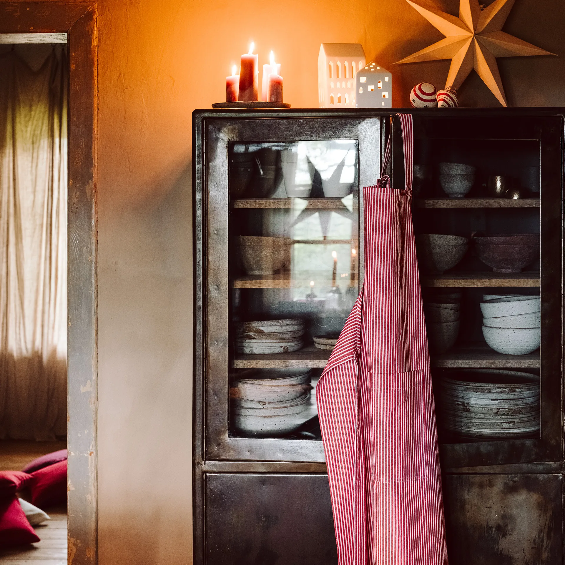 Tablier Emma, Rouge Linum