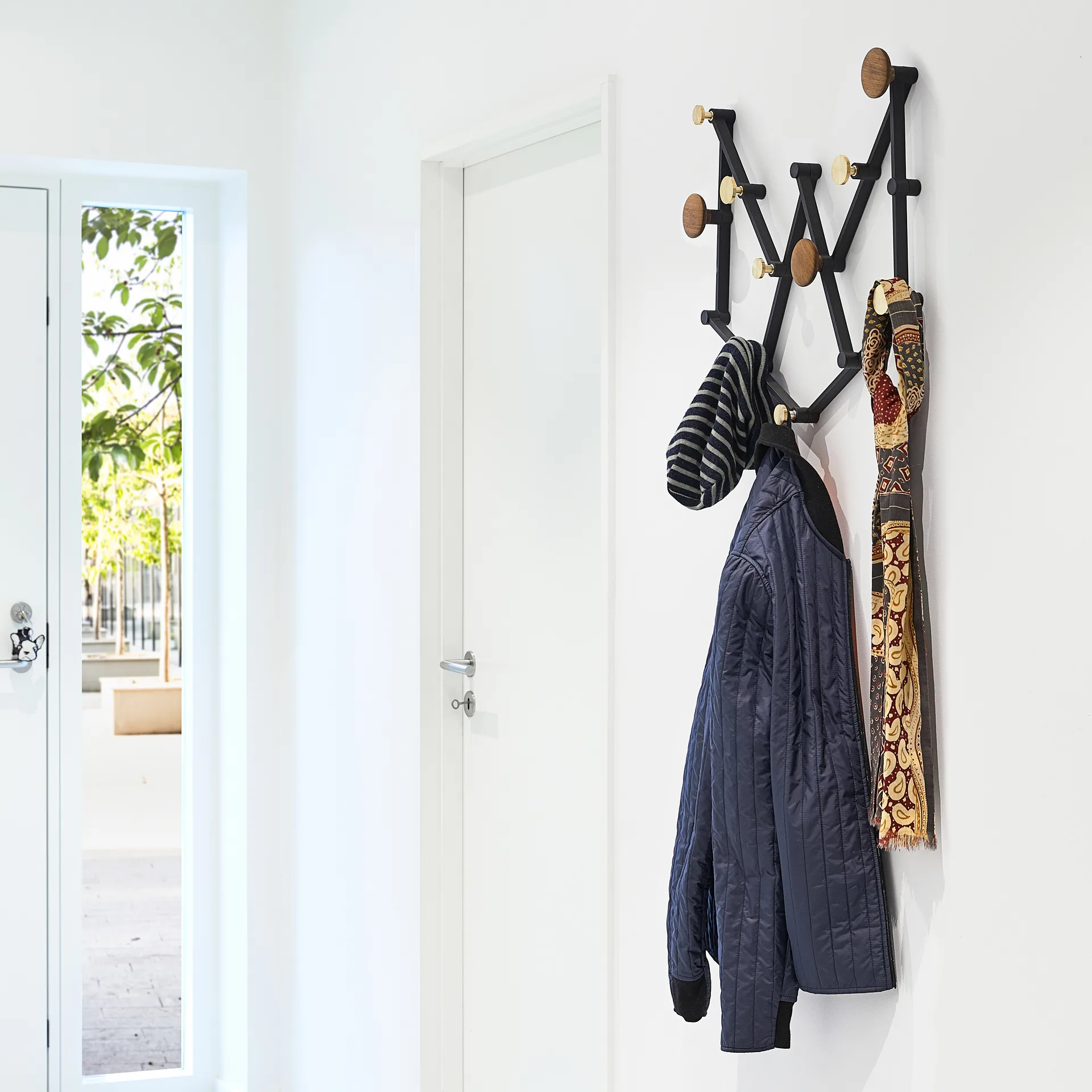 Porte vêtements X•TEND, Noyer LoCa