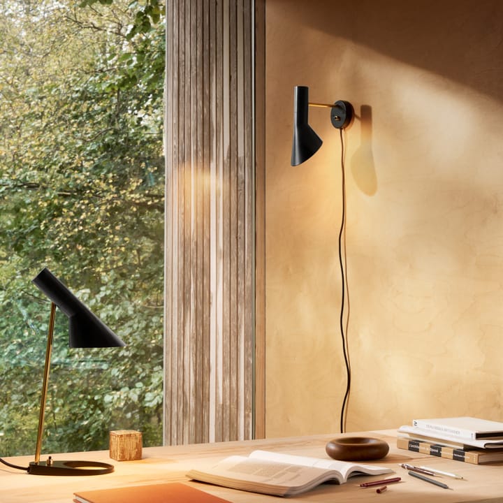 Applique murale AJ, Brass-black Louis Poulsen