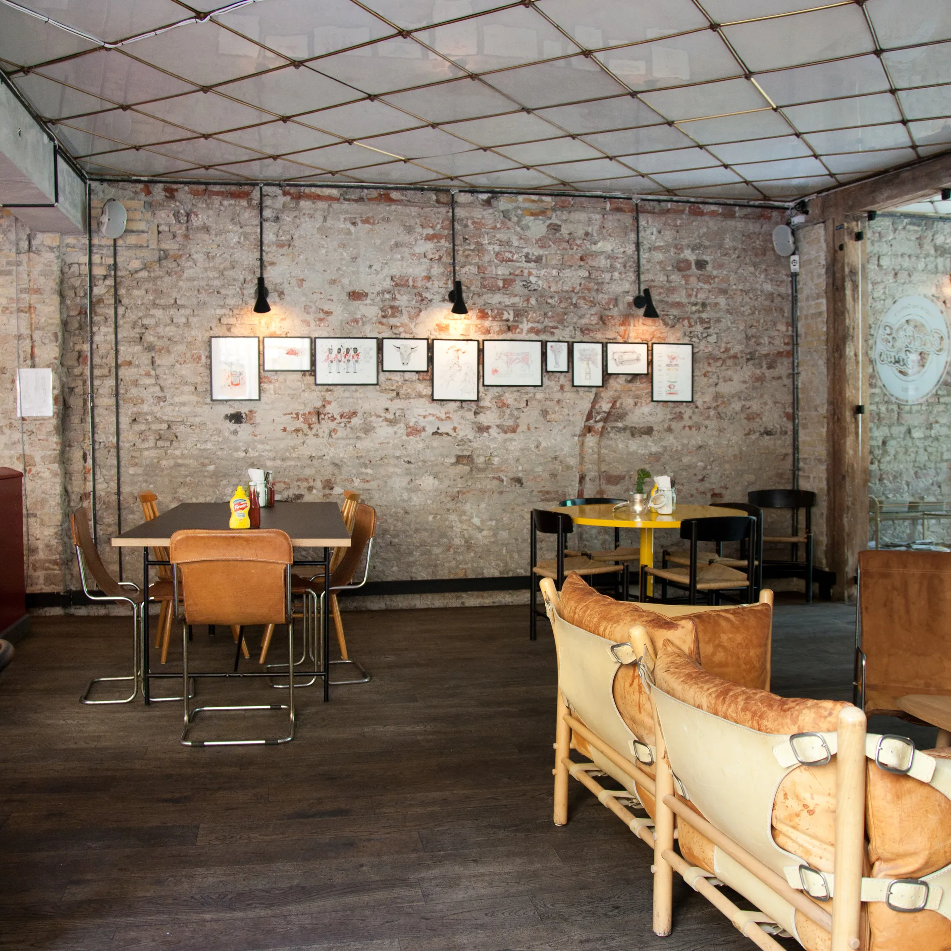 Applique murale AJ, Noir Louis Poulsen