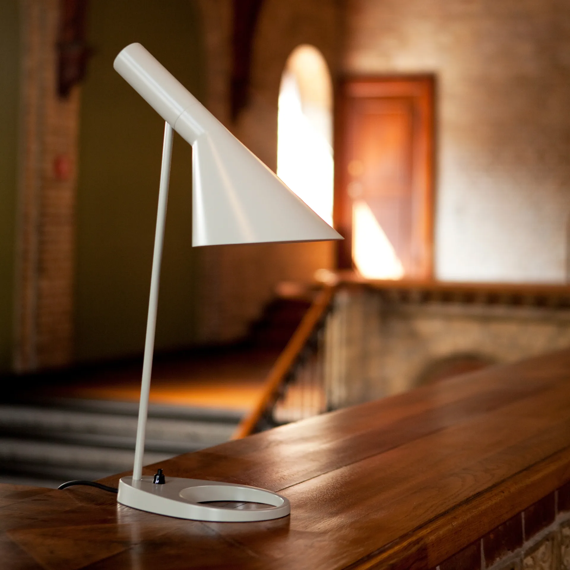 Lampe de table AJ, Blanc Louis Poulsen