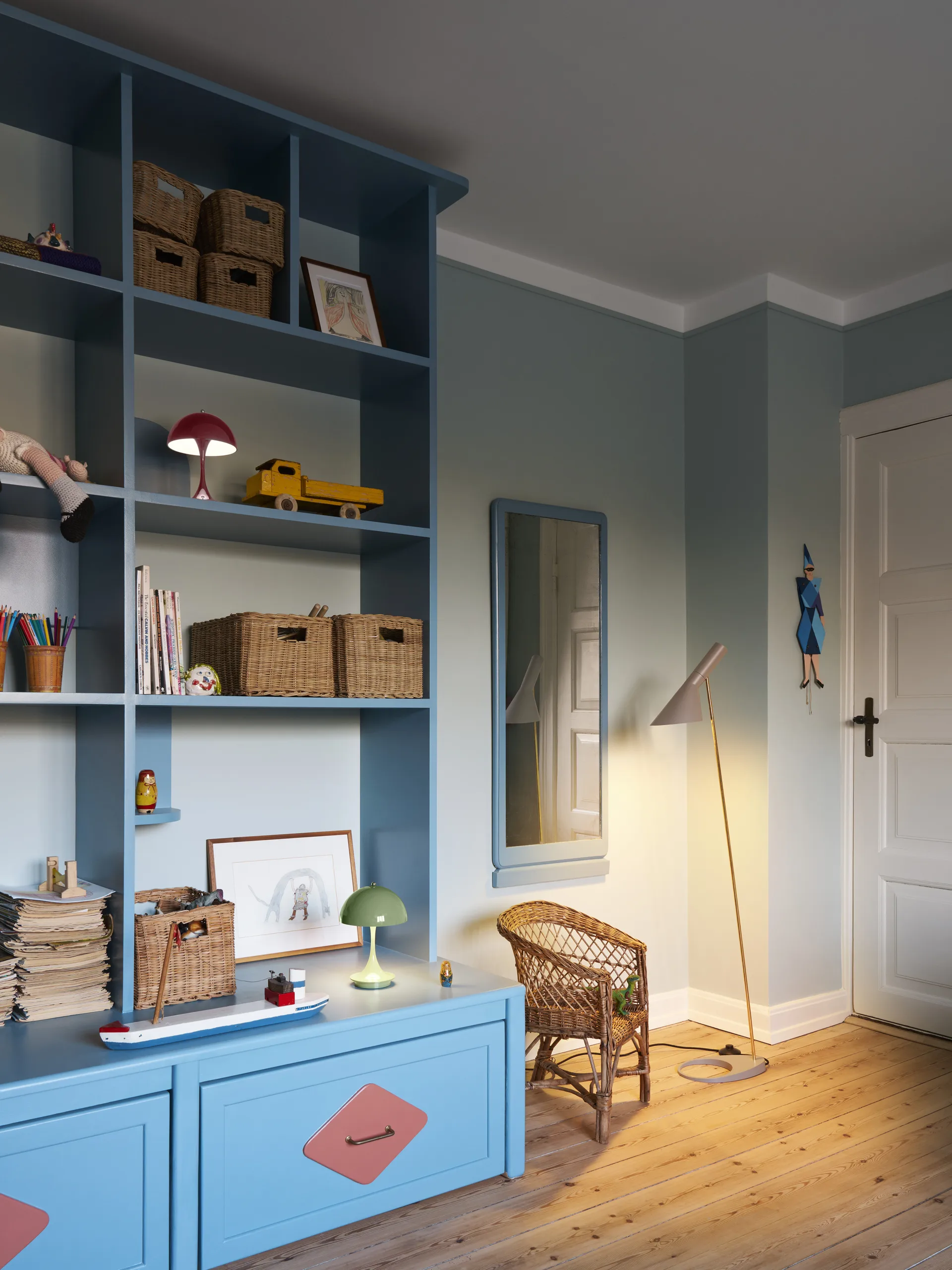 Lampe de table Panthella 160 Portable, Opaque burgundy Louis Poulsen