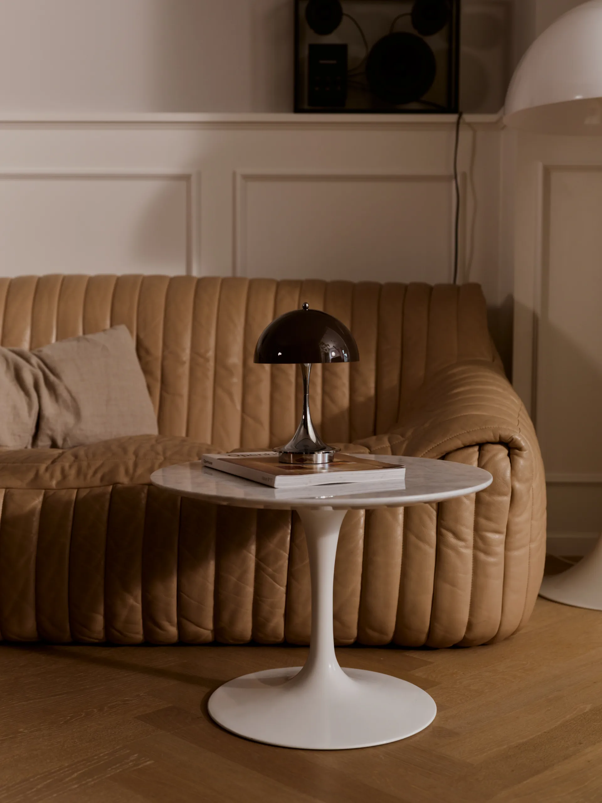 Lampe de table Panthella 160 Portable v3, Original Opal Brown Louis Poulsen