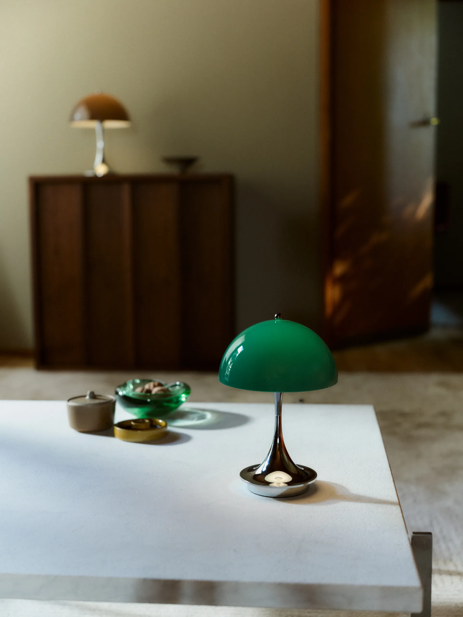Lampe de table Panthella 160 Portable v3, Original Opal Green Louis Poulsen