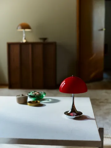 Lampe de table Panthella 160 Portable v3 - Original Opal Red - Louis Poulsen