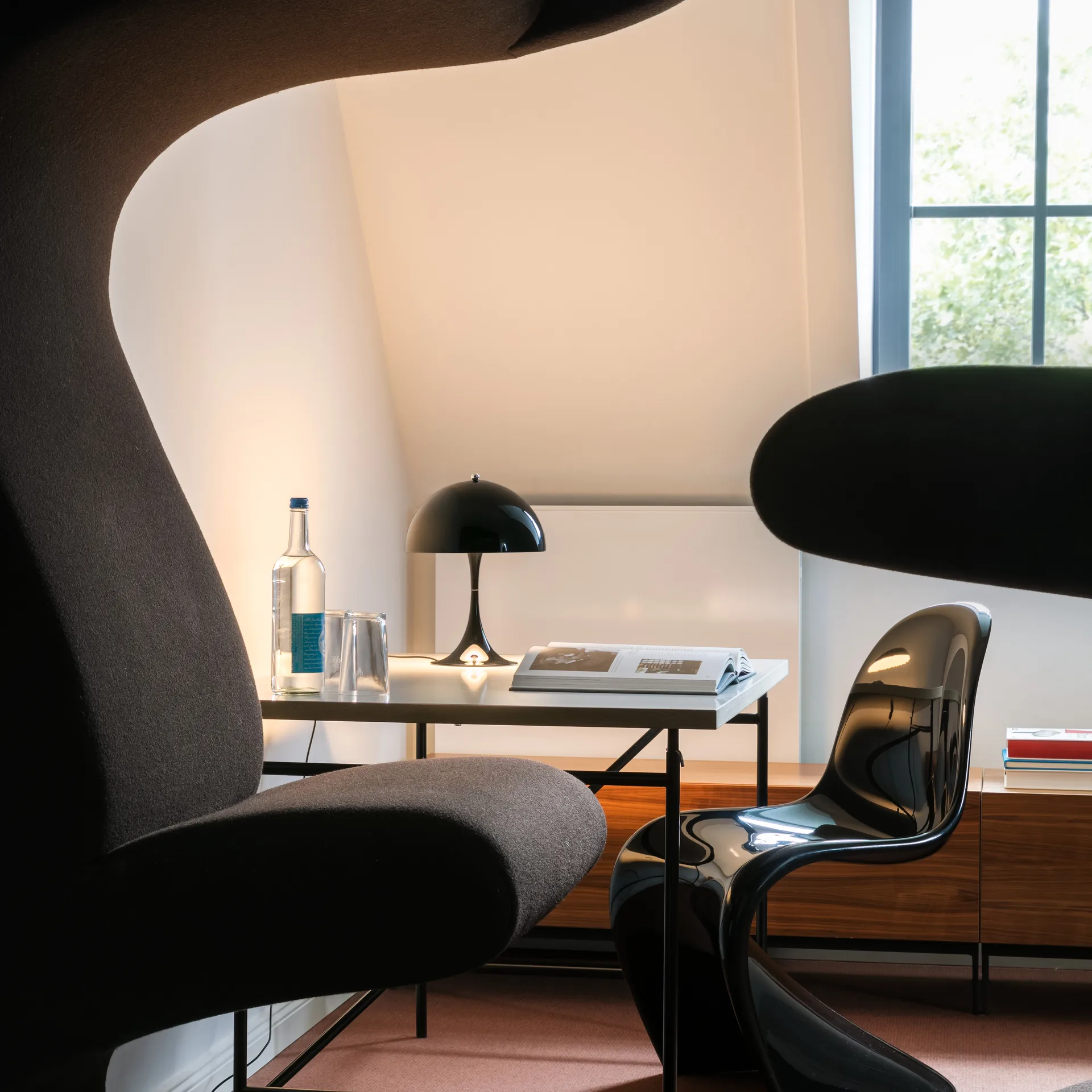 Lampe de table Panthella 250, Noir Louis Poulsen