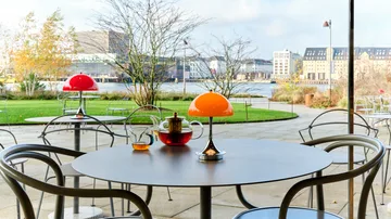 Lampe de table Panthella 250 Portable V3 - Original Opal Orange - Louis Poulsen