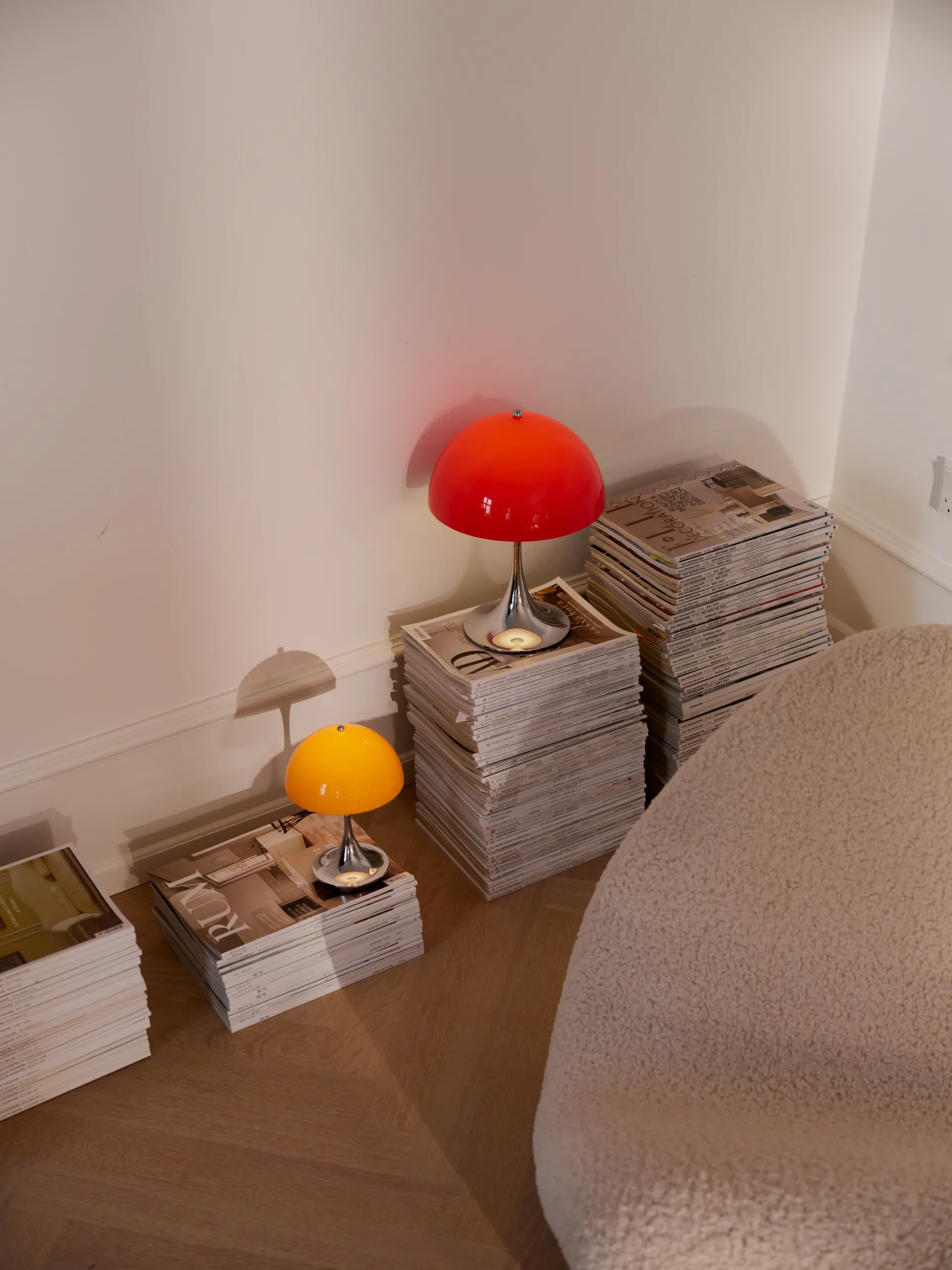 Lampe de table Panthella 250 Portable V3, Original Opal Red Louis Poulsen