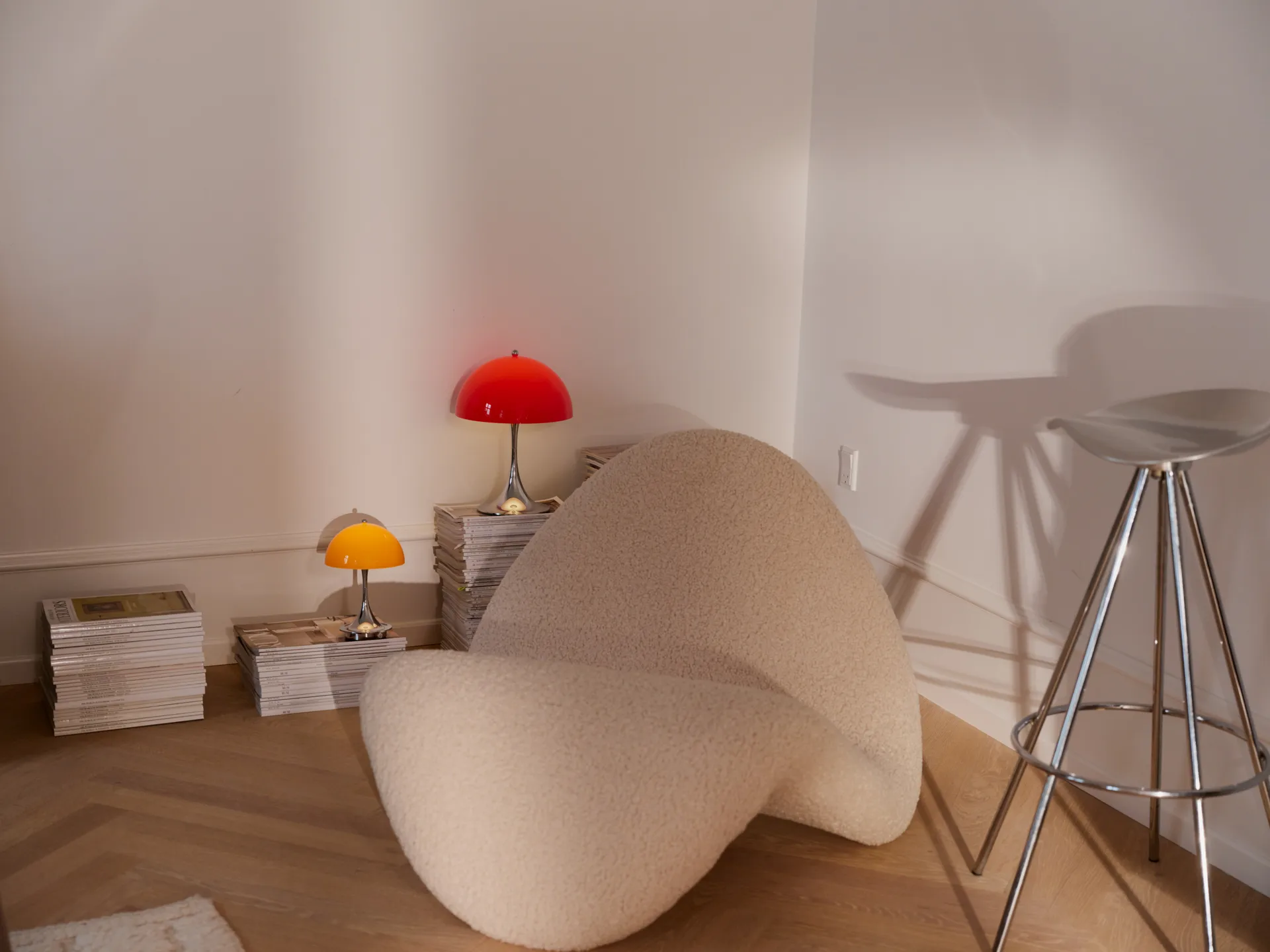 Lampe de table Panthella 250 Portable V3, Original Opal Red Louis Poulsen