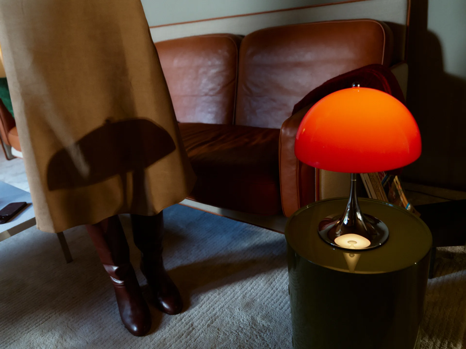 Lampe de table Panthella 250 Portable V3, Original Opal Red Louis Poulsen