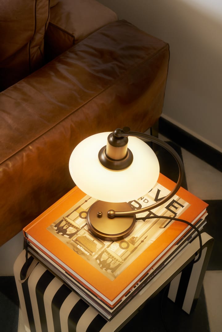 Lampe de table PH 2/2 Luna, Aged brass-verre opale Louis Poulsen