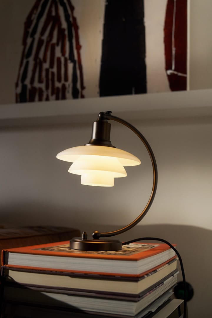 Lampe de table PH 2/2 Luna, Aged brass-verre opale Louis Poulsen