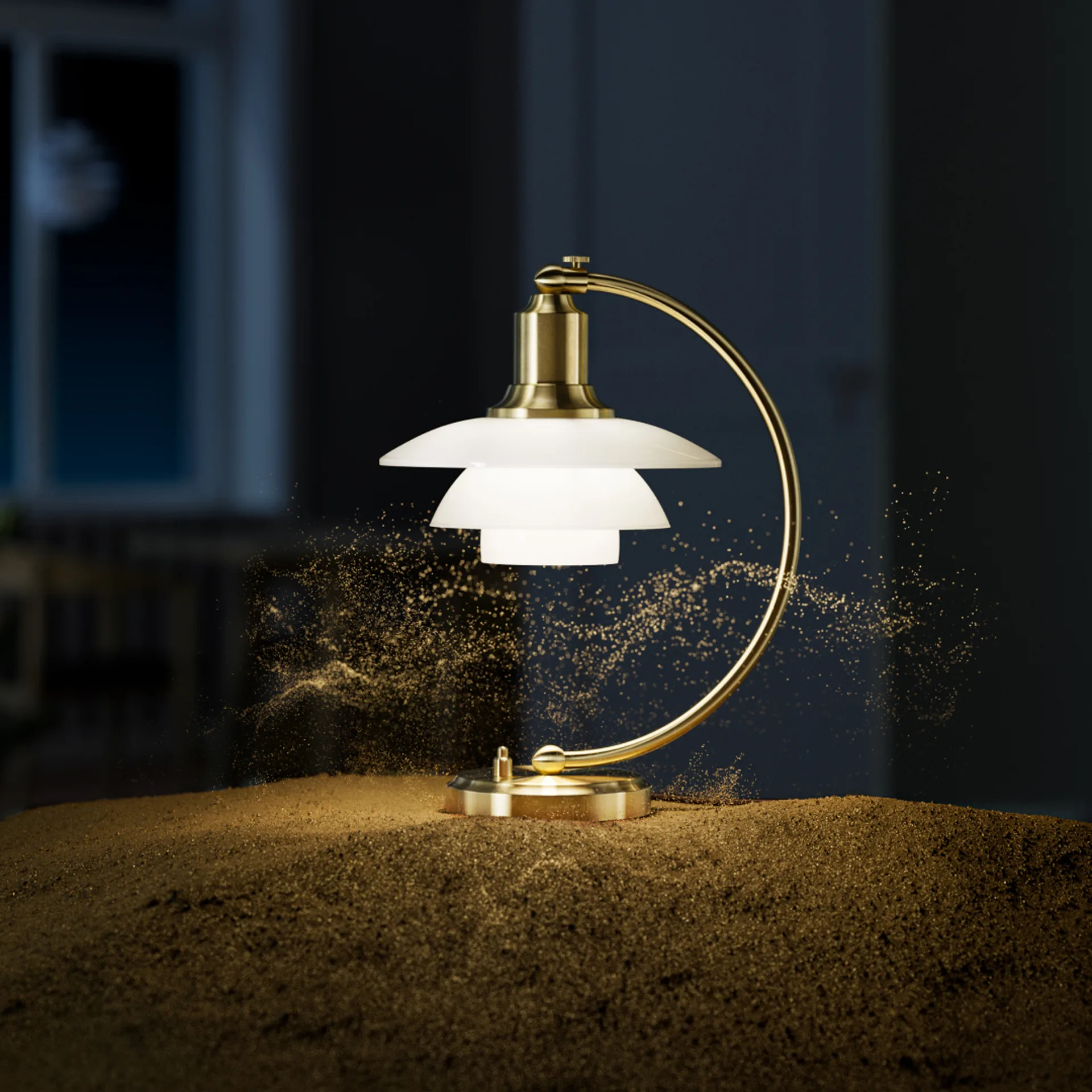Lampe de table PH 2/2 Luna limited edition, Laiton-Verre opale Louis Poulsen