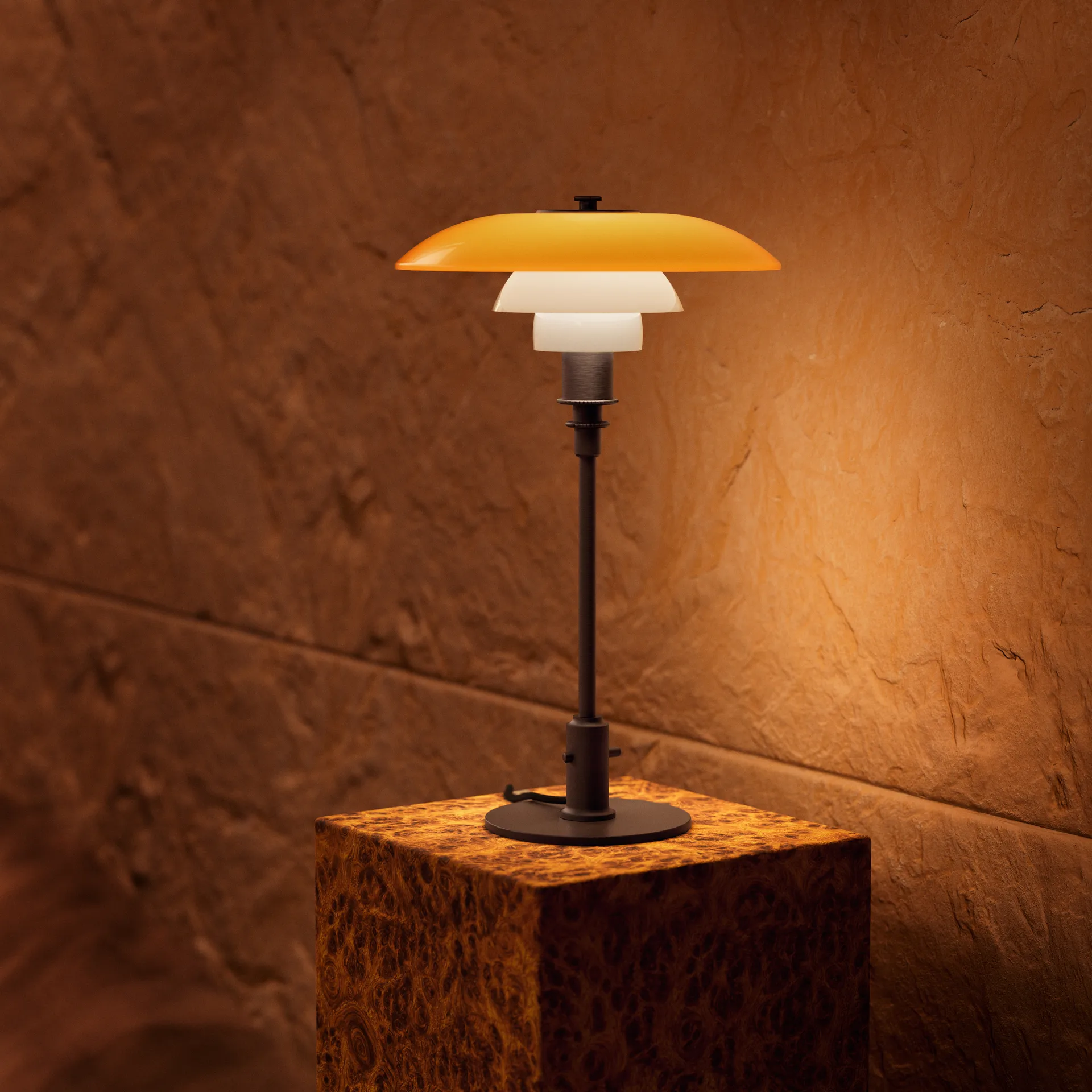 Lampe de table PH 3/2 Centenary Edition, Amber-opal white Louis Poulsen