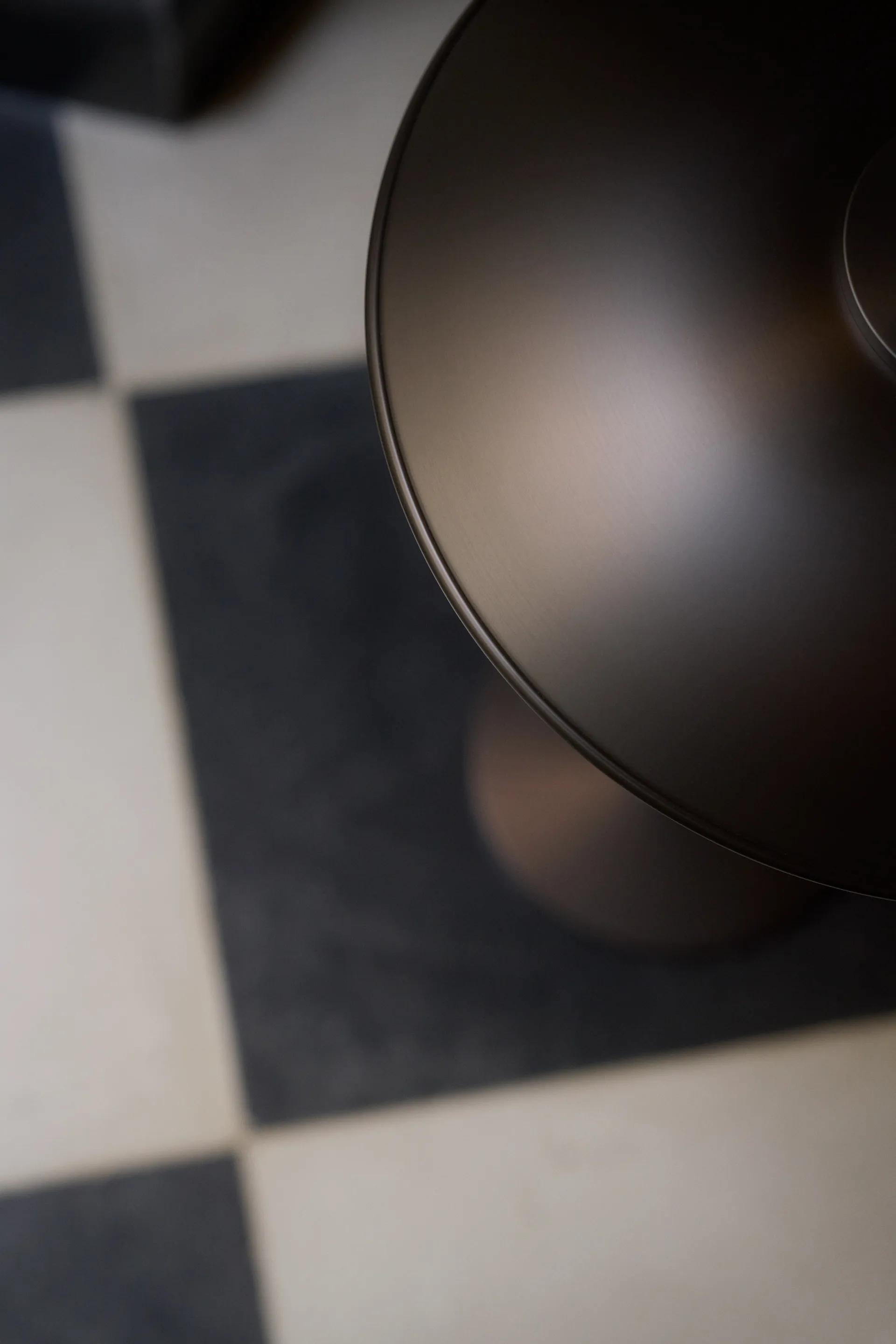 Lampe de table PH 3/2 Luna, Aged brass-verre opale Louis Poulsen