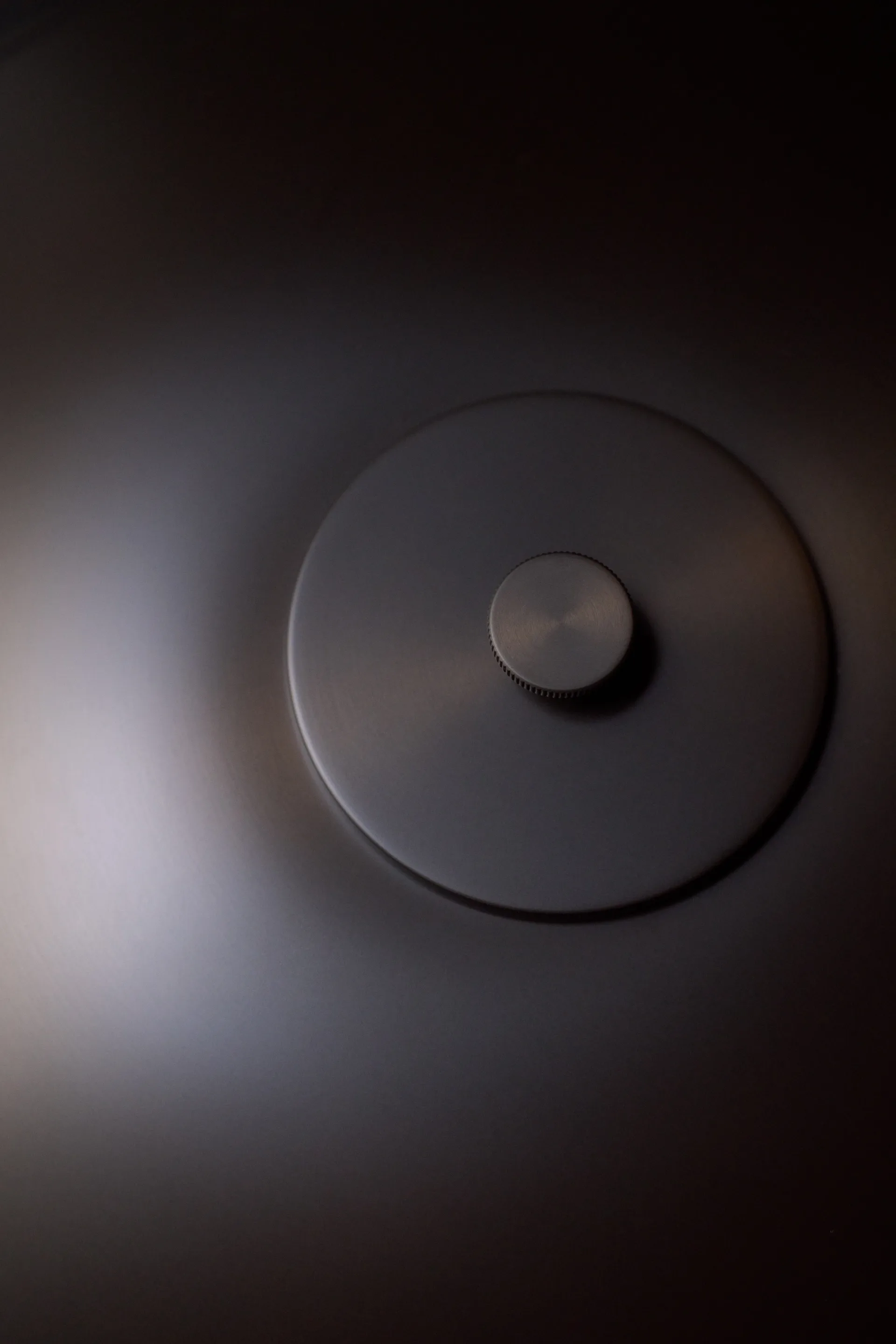 Lampe de table PH 3/2 Luna, Aged brass-verre opale Louis Poulsen