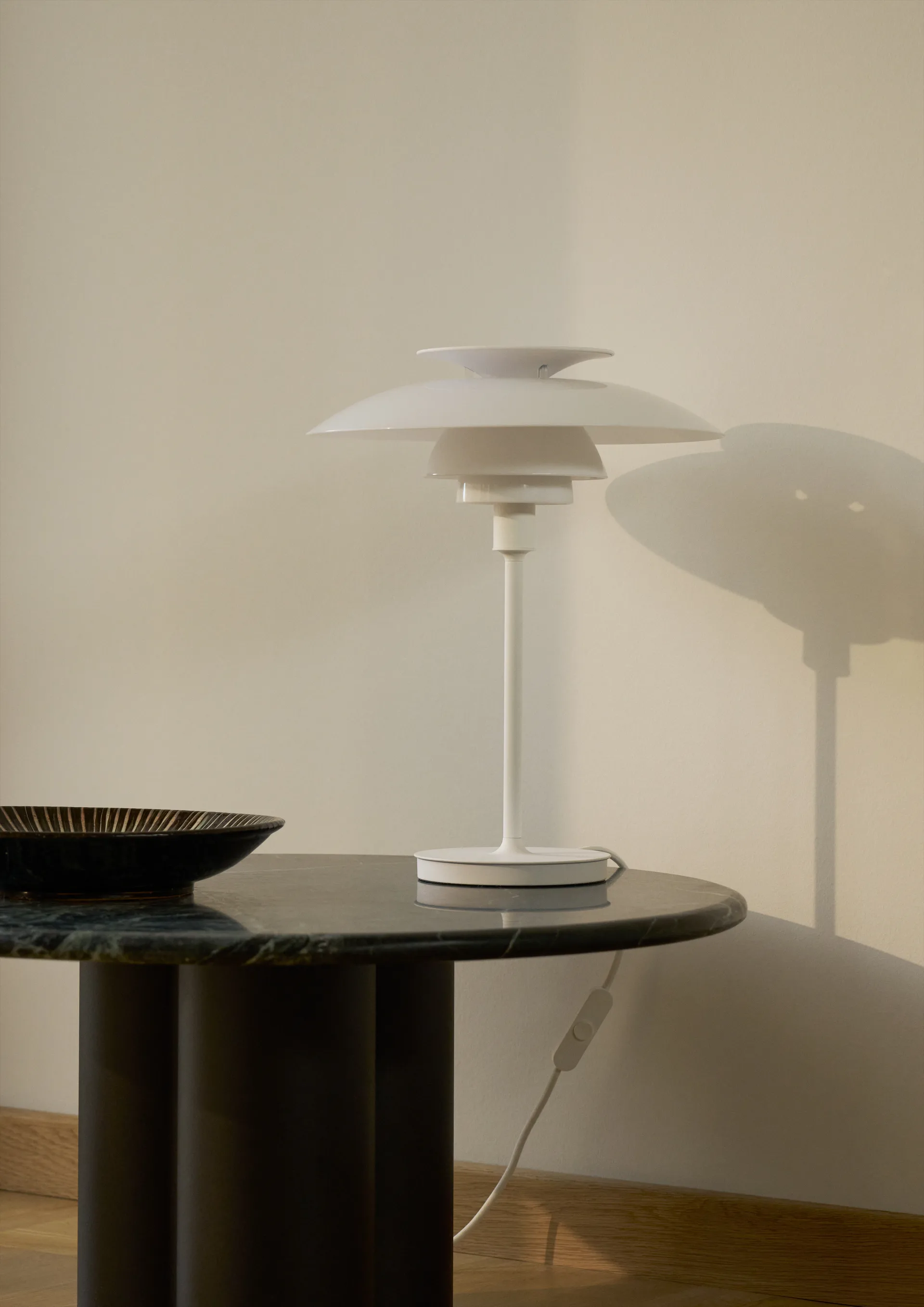 Lampe de table PH 80, Verre opalin blanc, blanc Louis Poulsen