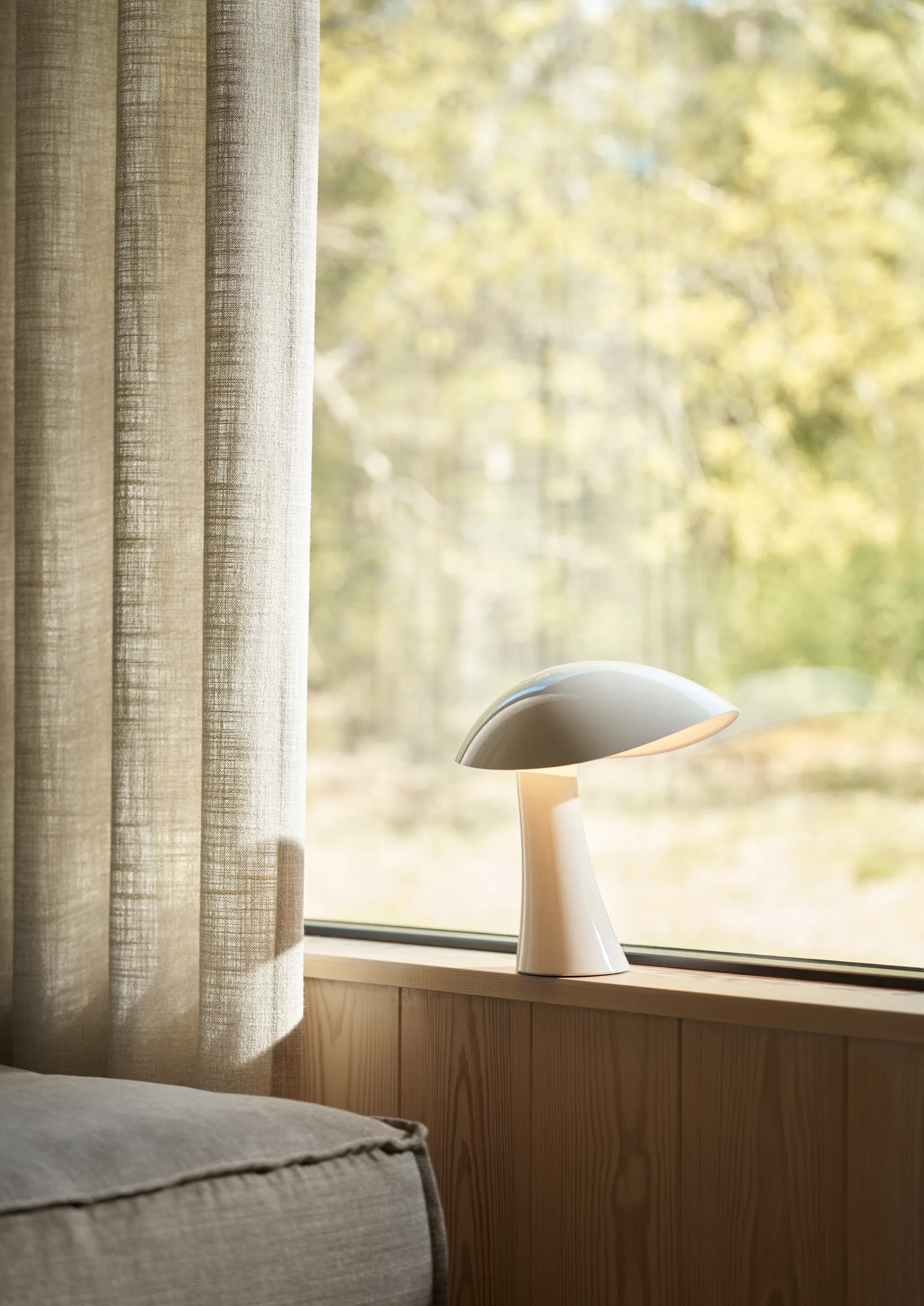 Lampe de table portable Rumee 220, Cloud White Louis Poulsen