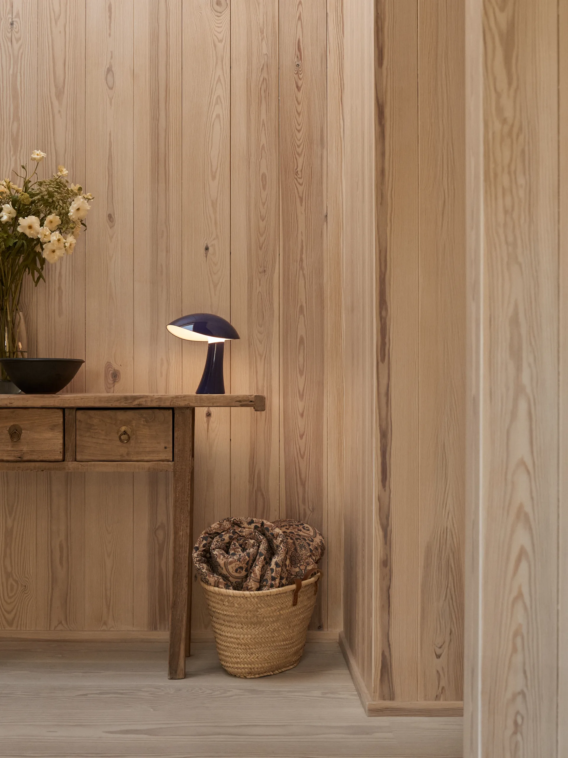 Lampe de table portable Rumee 220, Night Blue Louis Poulsen