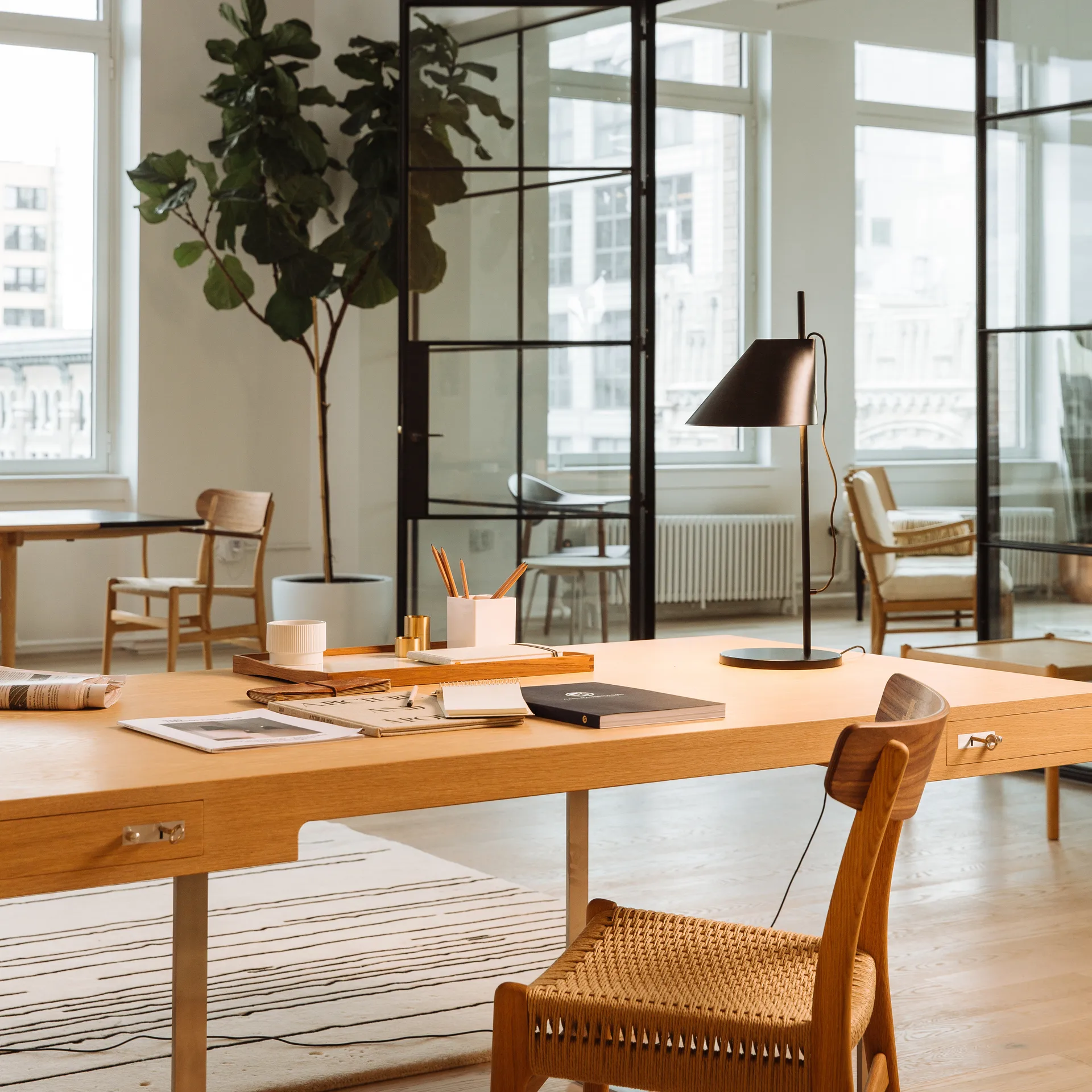 Lampe de table Yuh, Noir Louis Poulsen