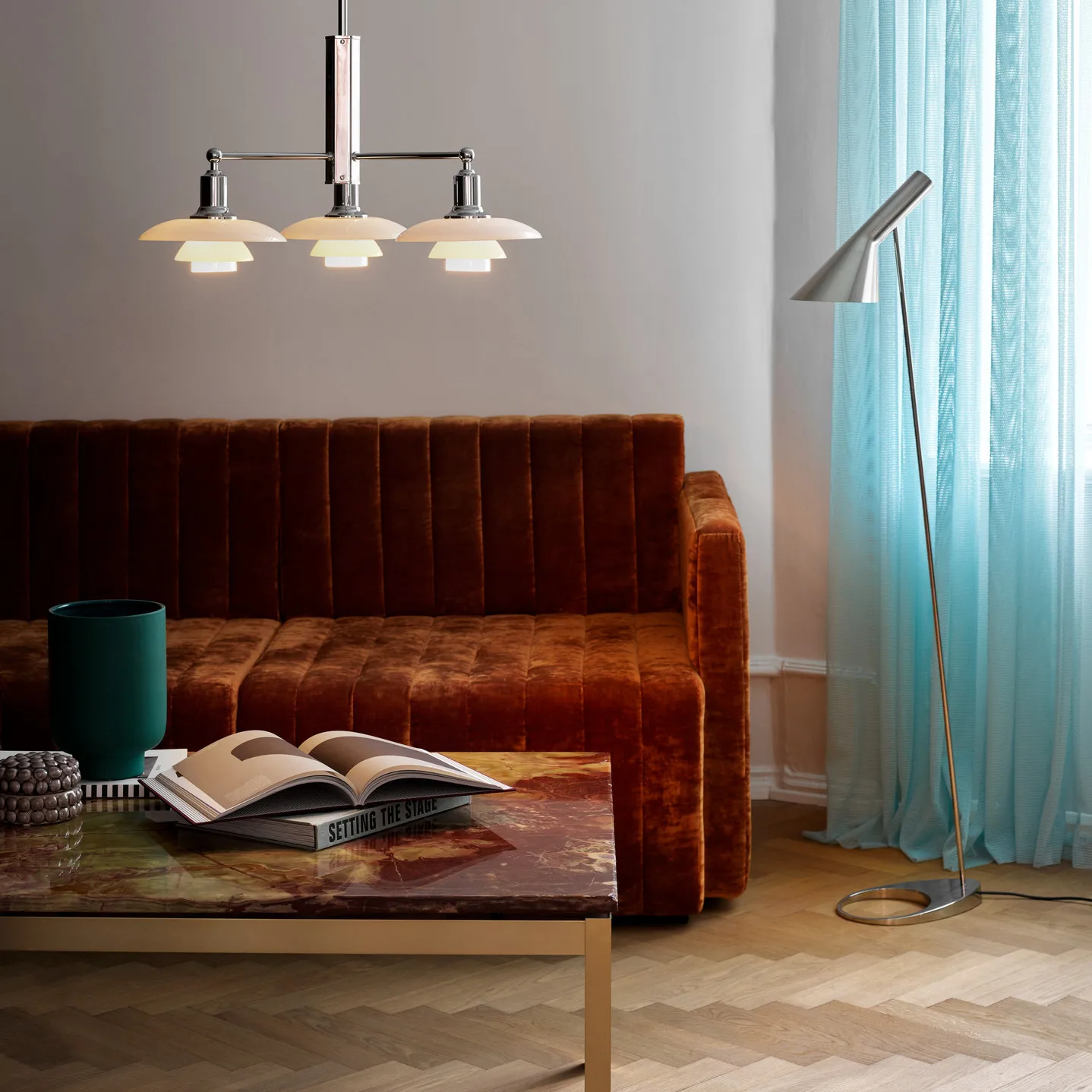 Lampe sur pied AJ, Acier inoxydable poli Louis Poulsen