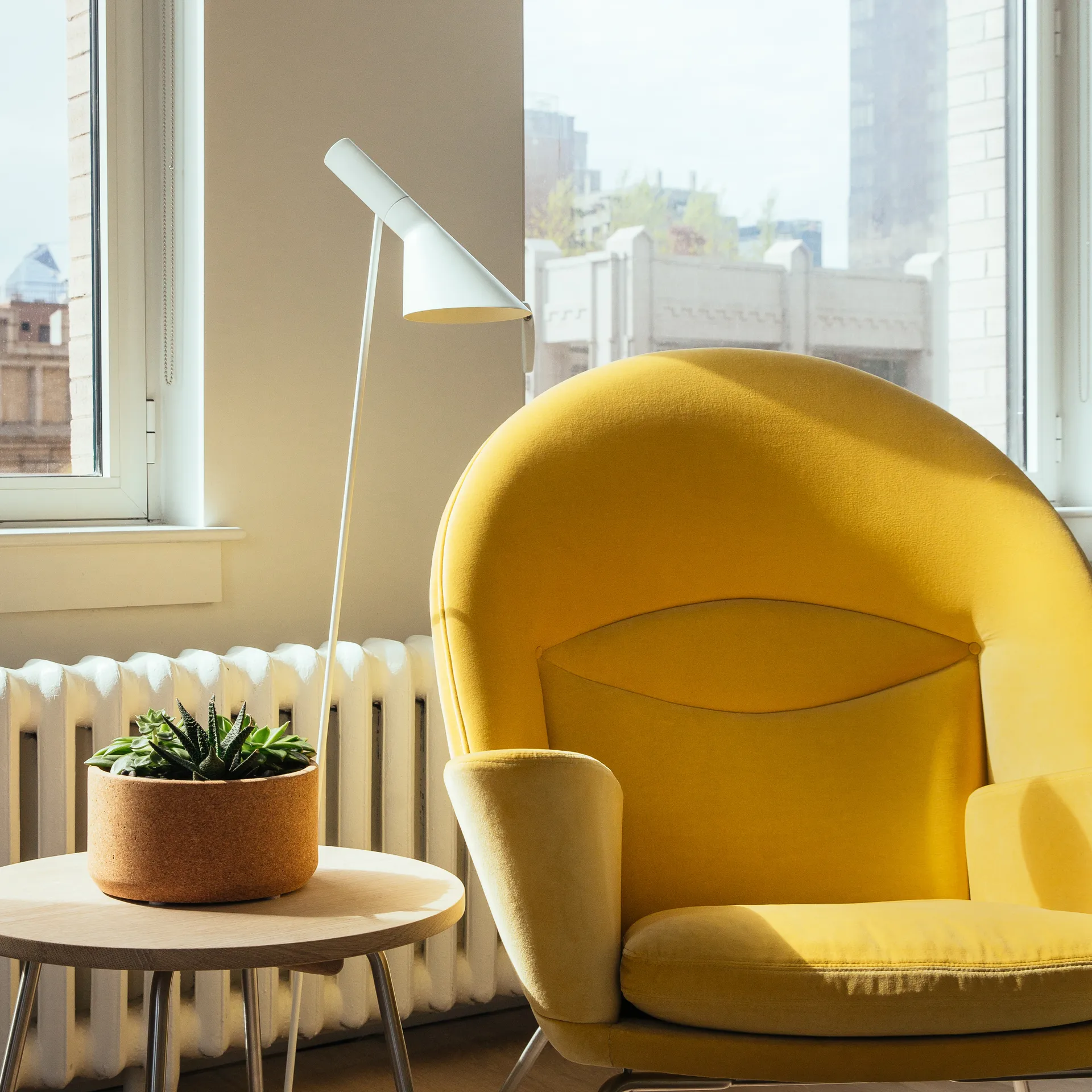 Lampe sur pied AJ, Blanc Louis Poulsen