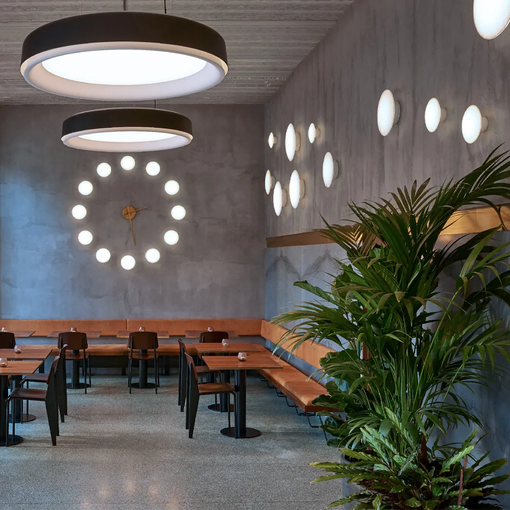 Suspension-applique mural AJ Eklipta LED, Verre blanc opale, ø22 cm Louis Poulsen