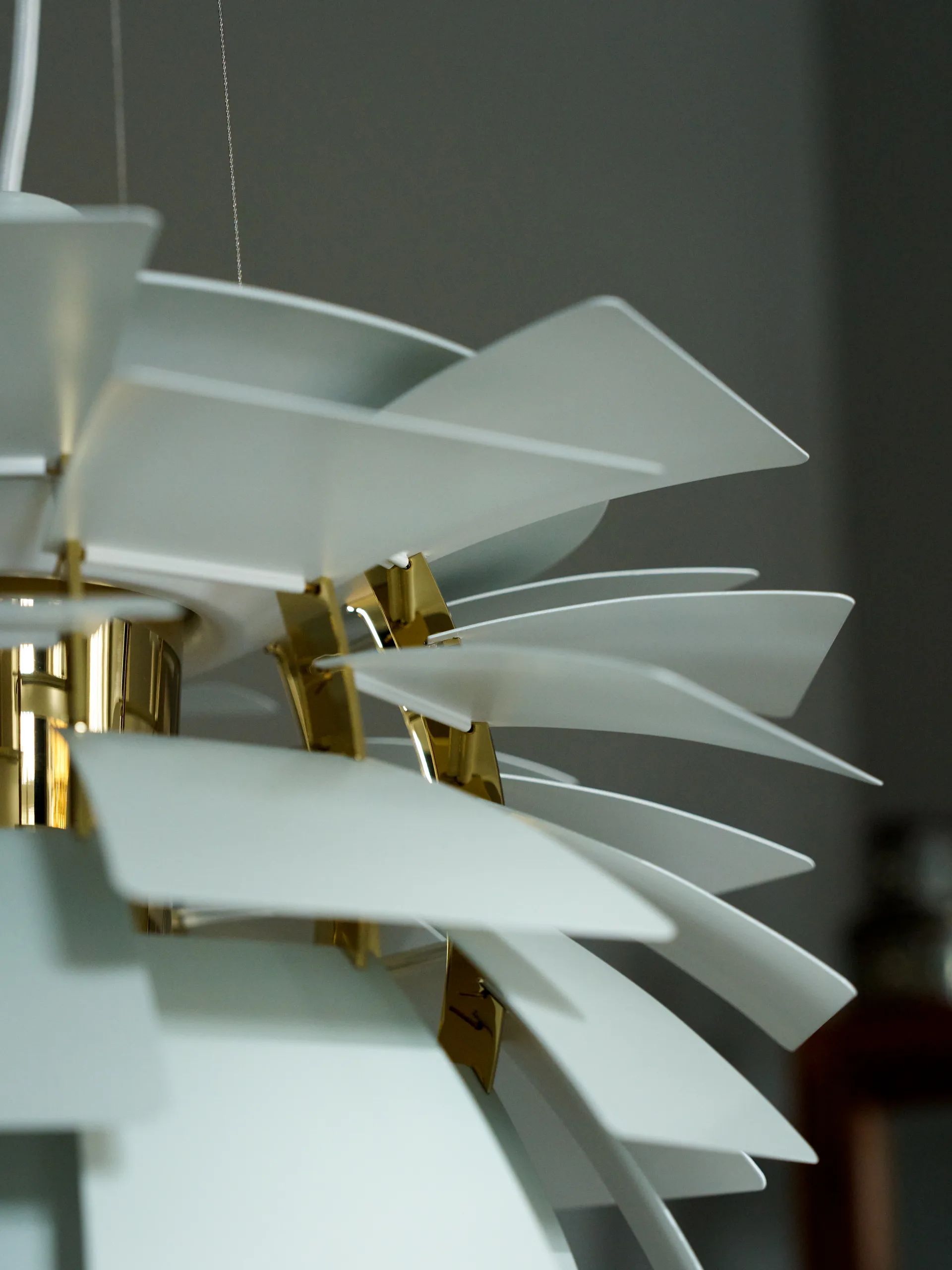 Suspension PH Artichoke Ø60cm, Dusty green-brass metallised Louis Poulsen