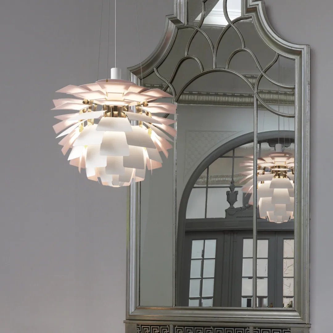 Suspension PH Artichoke Anniversary edition, Matte white-pale rose Ø48 cm Louis Poulsen