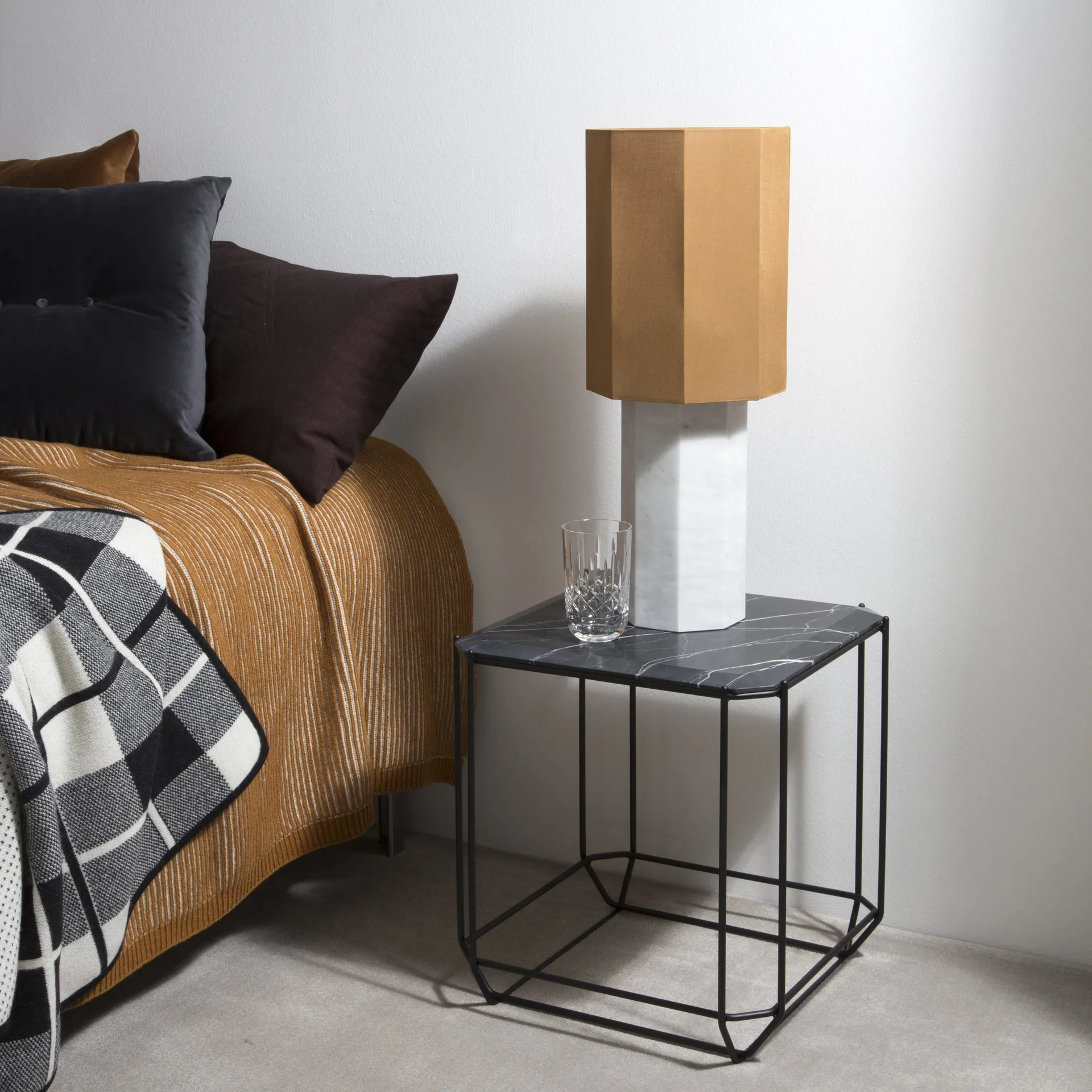 Pied pour lampe The eight over eight, Blanc Marbre Louise Roe