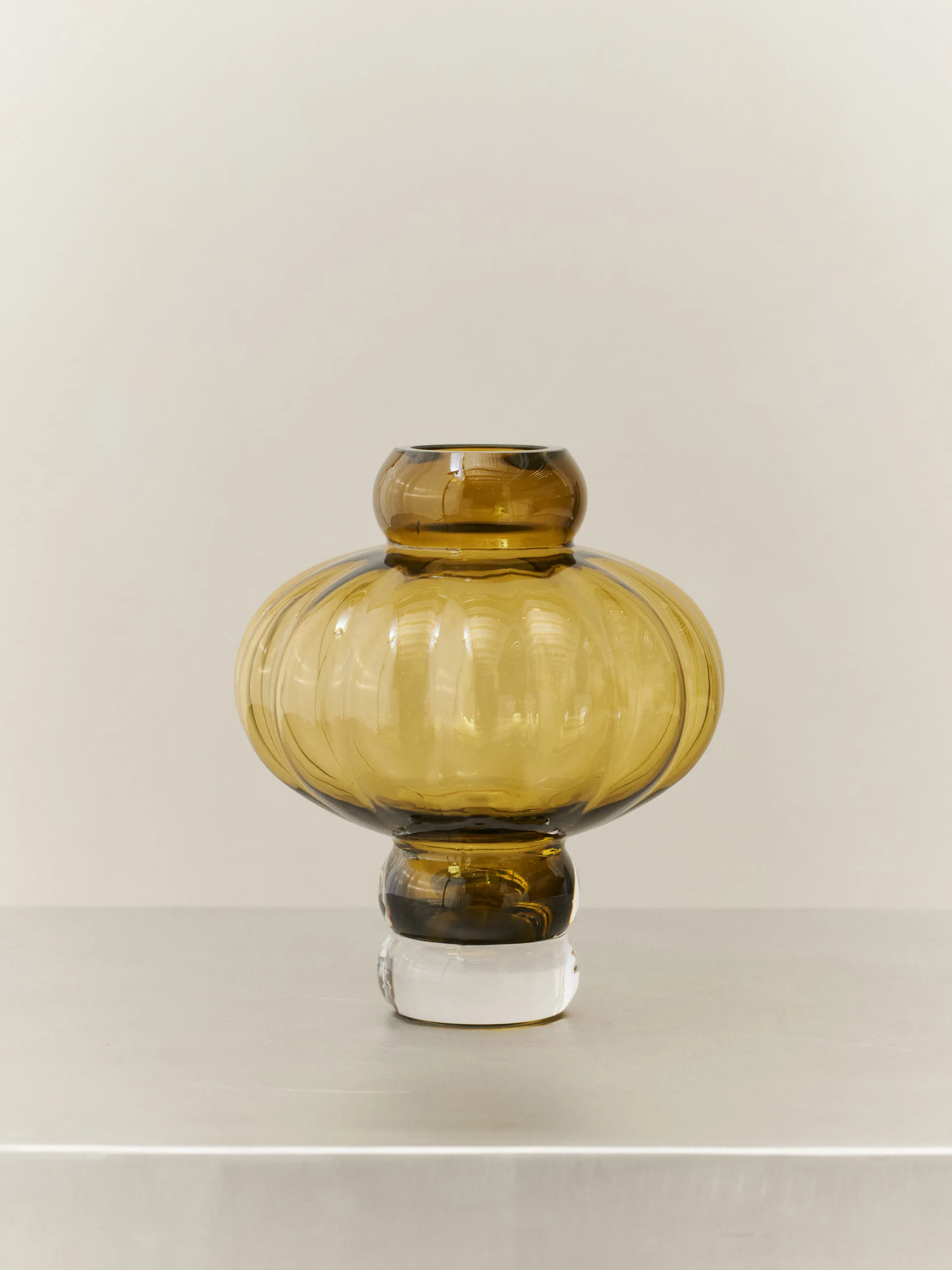 Vase Balloon 20cm, Olive Louise Roe