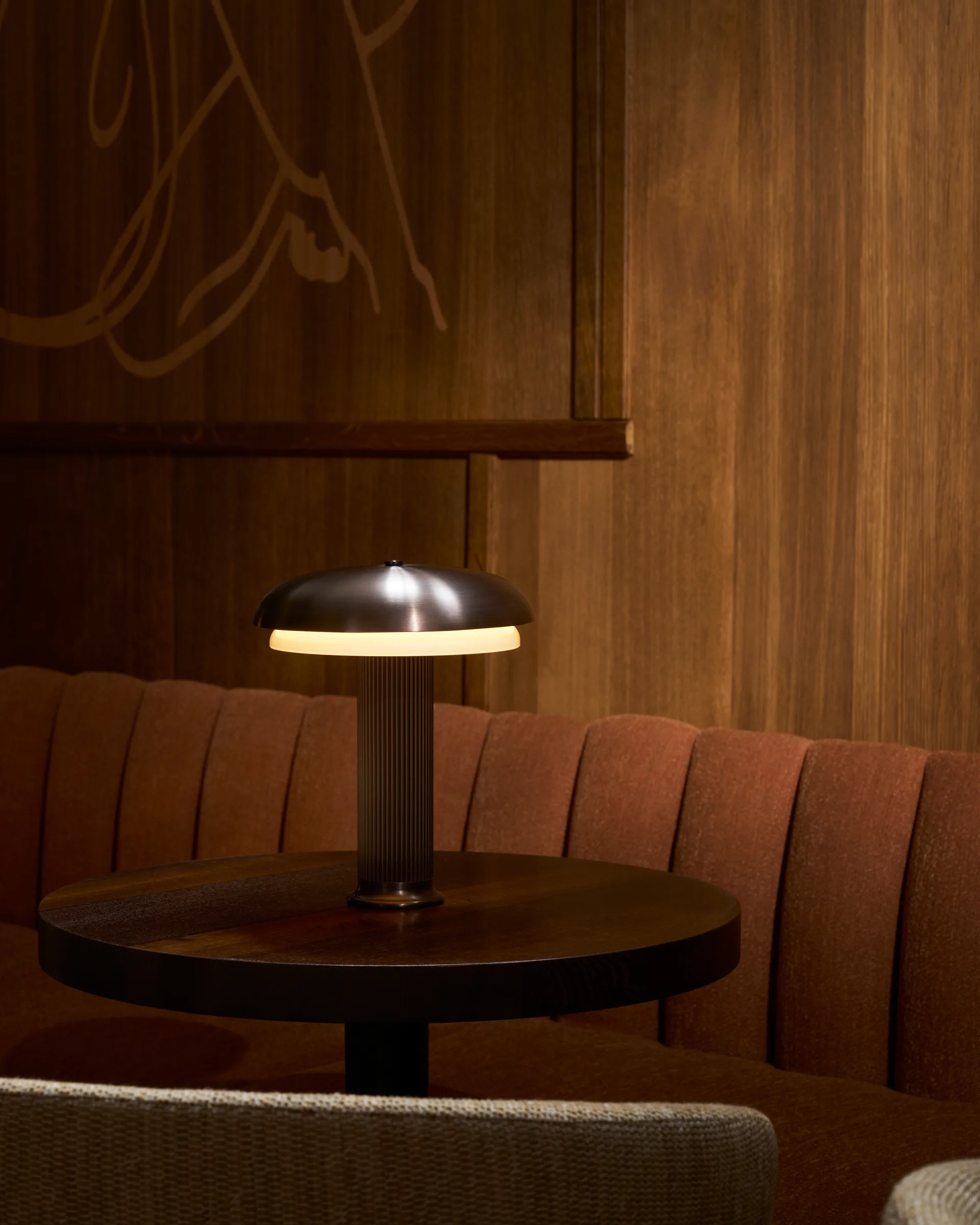 Lampe de table portable Noote, Bronze LYFA