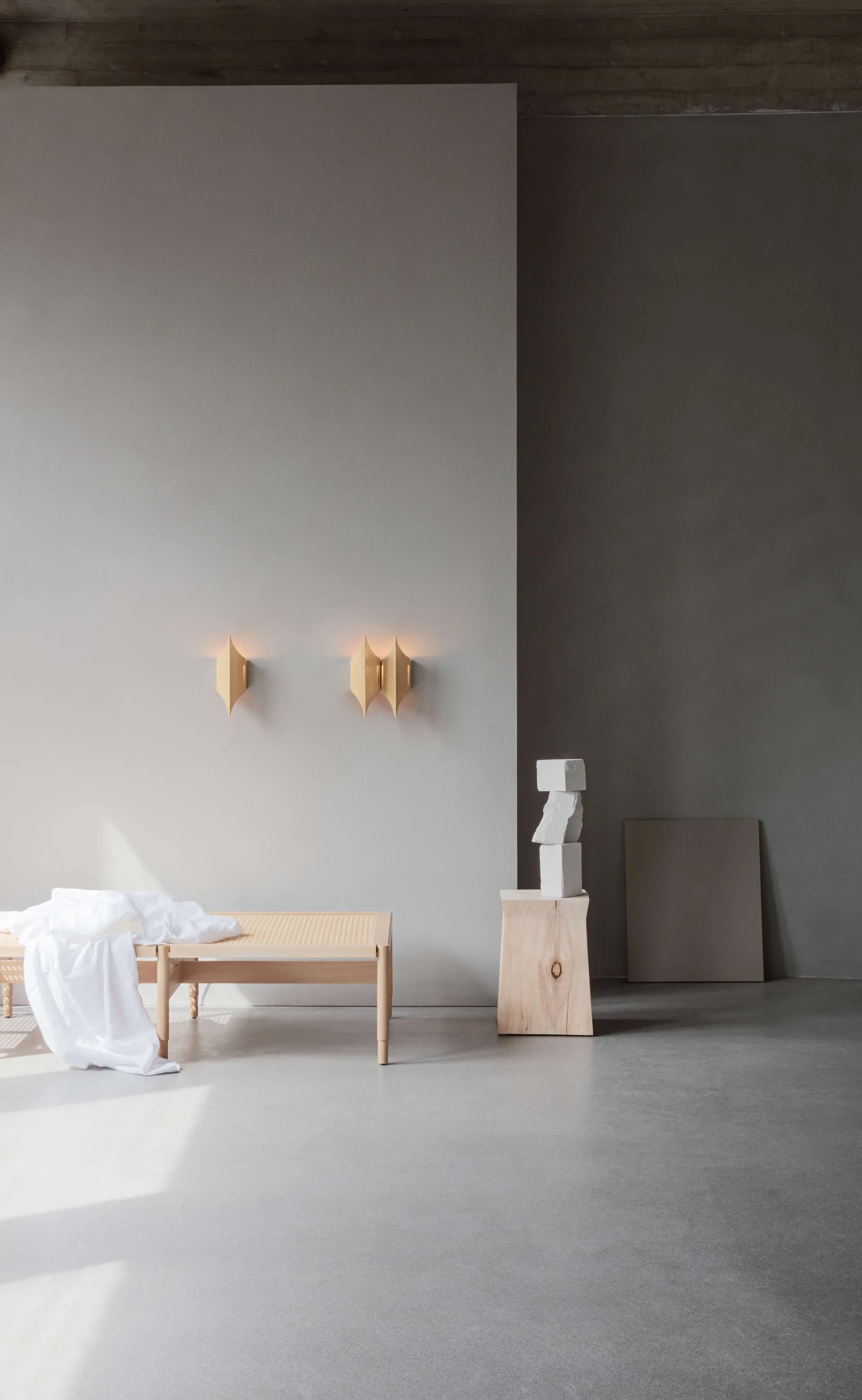 Lampe murale Gothic II, Brass LYFA