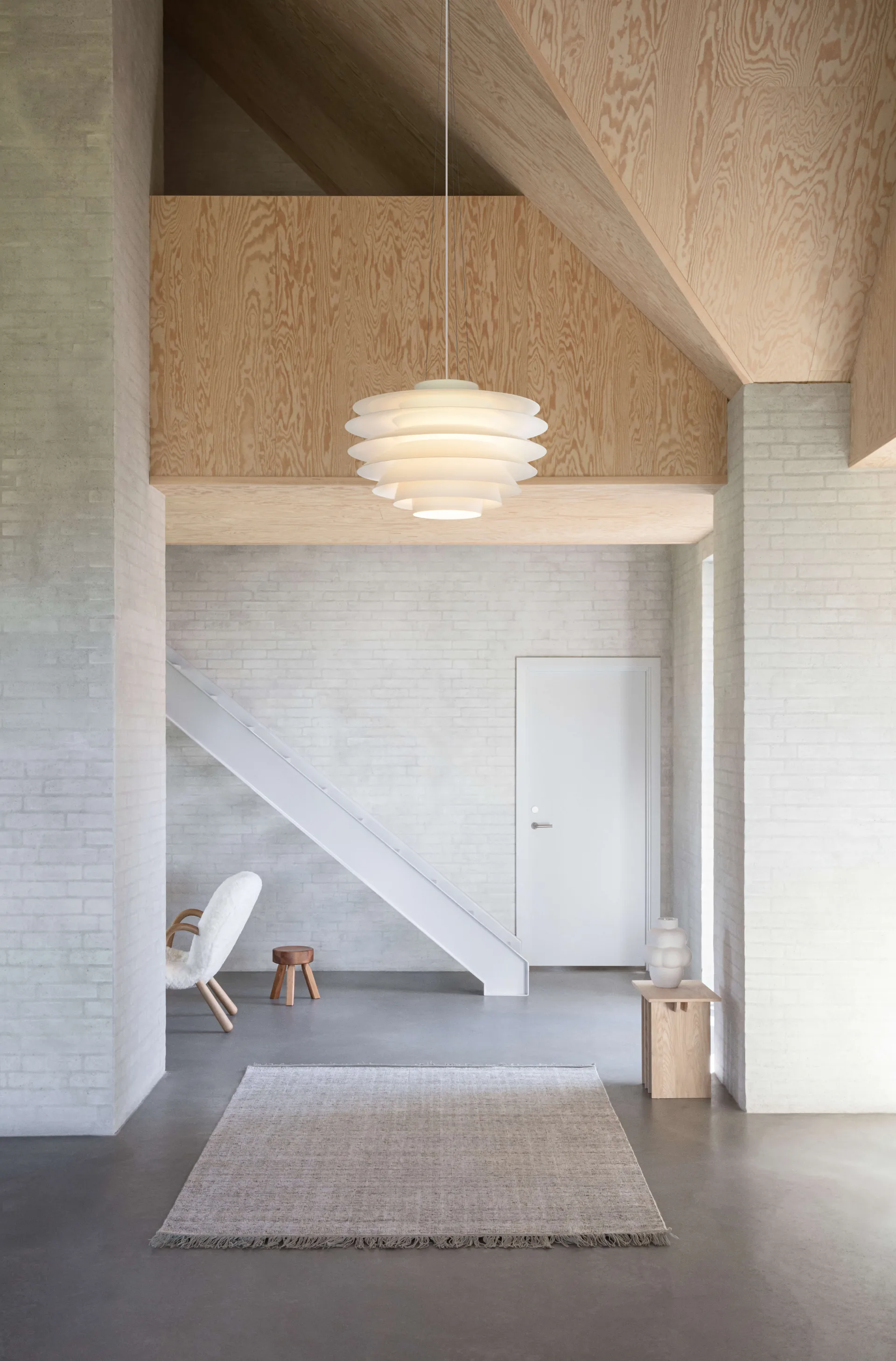 Suspension Verona 720, White LYFA