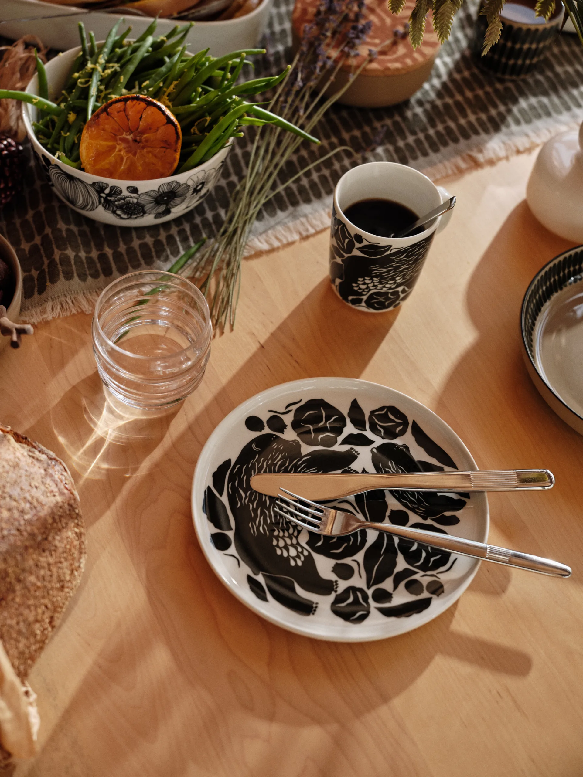 Assiette Karhuemo Ø20 cm, Blanc-vert foncé Marimekko