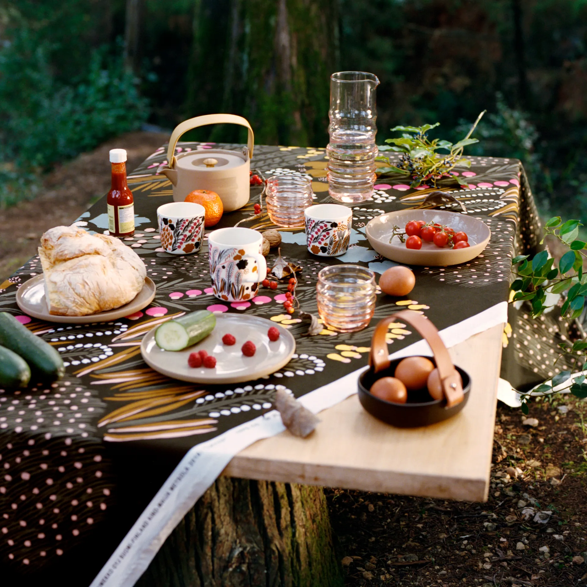 Bol de service Oiva Pikku Koppa, Noir Marimekko