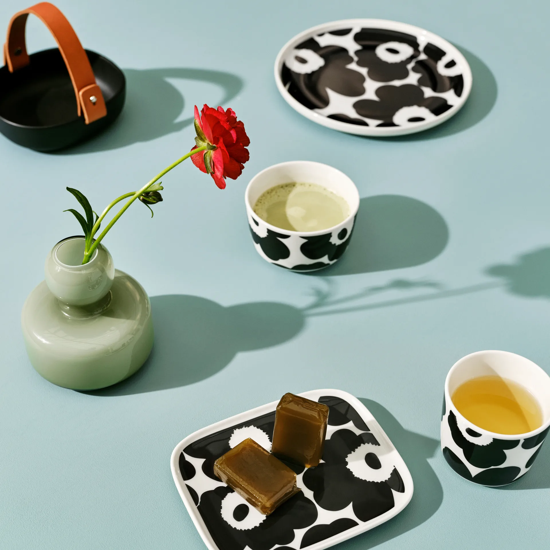 Bol Unikko 2,5 dl, Noir-blanc Marimekko