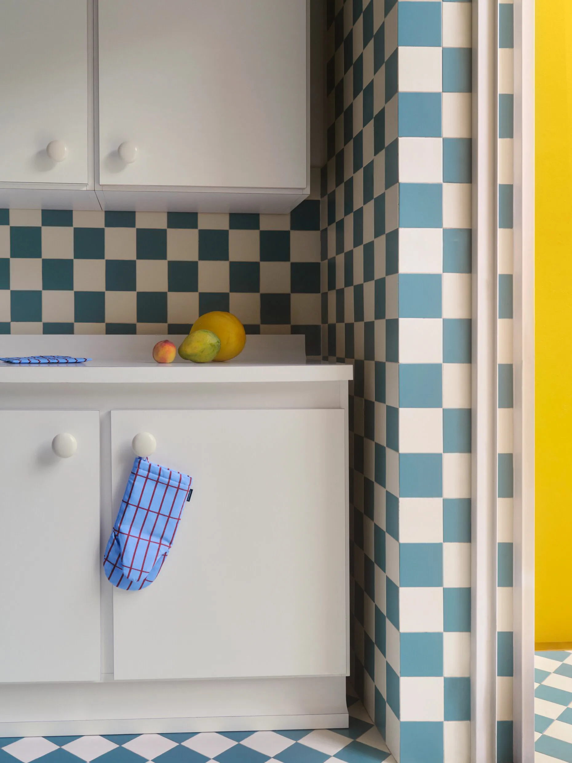 Gant de cuisine Pieni Tiiliskivi, Bleu-marron Marimekko