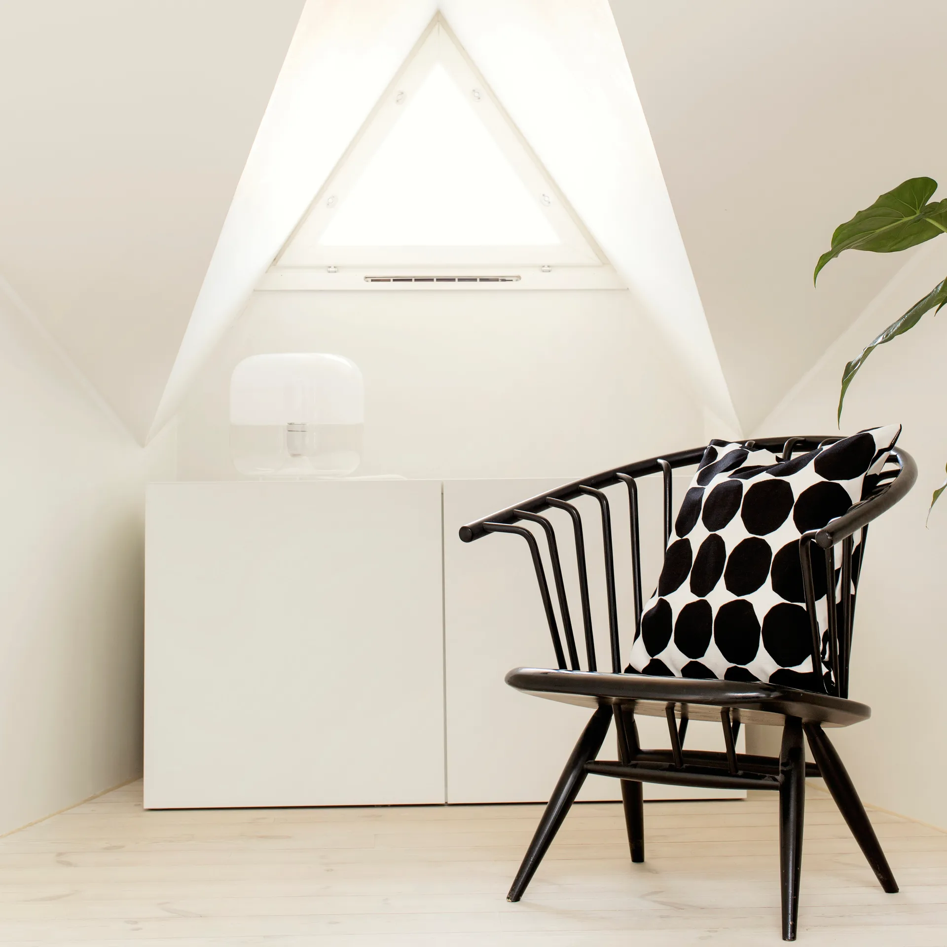 Housse de coussin Pienet Kivet 50x50 cm, noir-blanc Marimekko