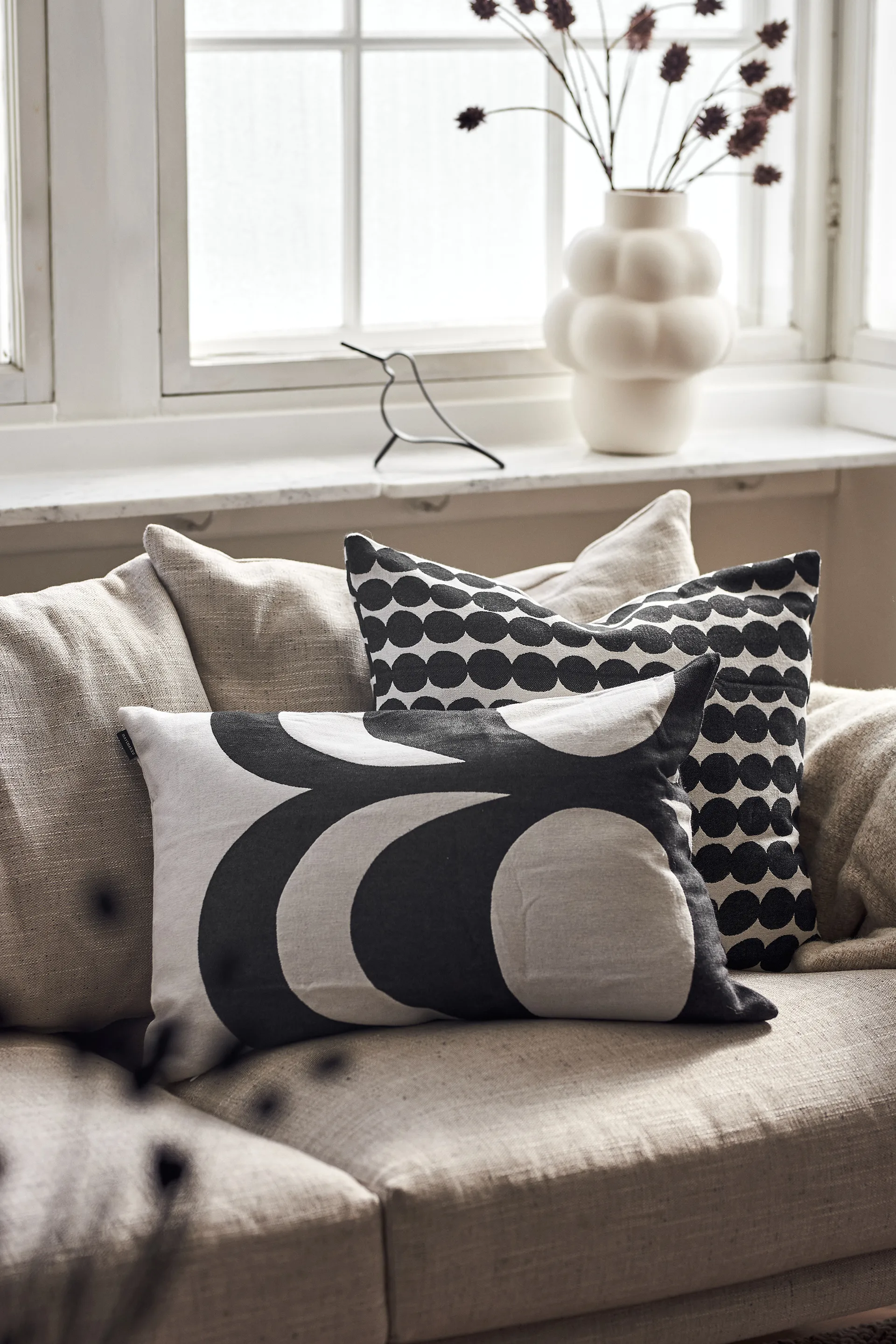 Taie Räsymatto 50 x 50 cm, Blanc-noir Marimekko