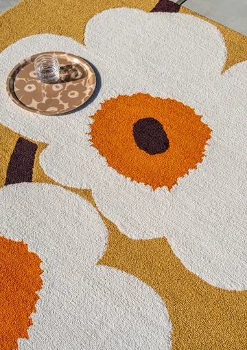 Tapis d’extérieur Unikko anniversary - Honey, 160x230 cm - Marimekko