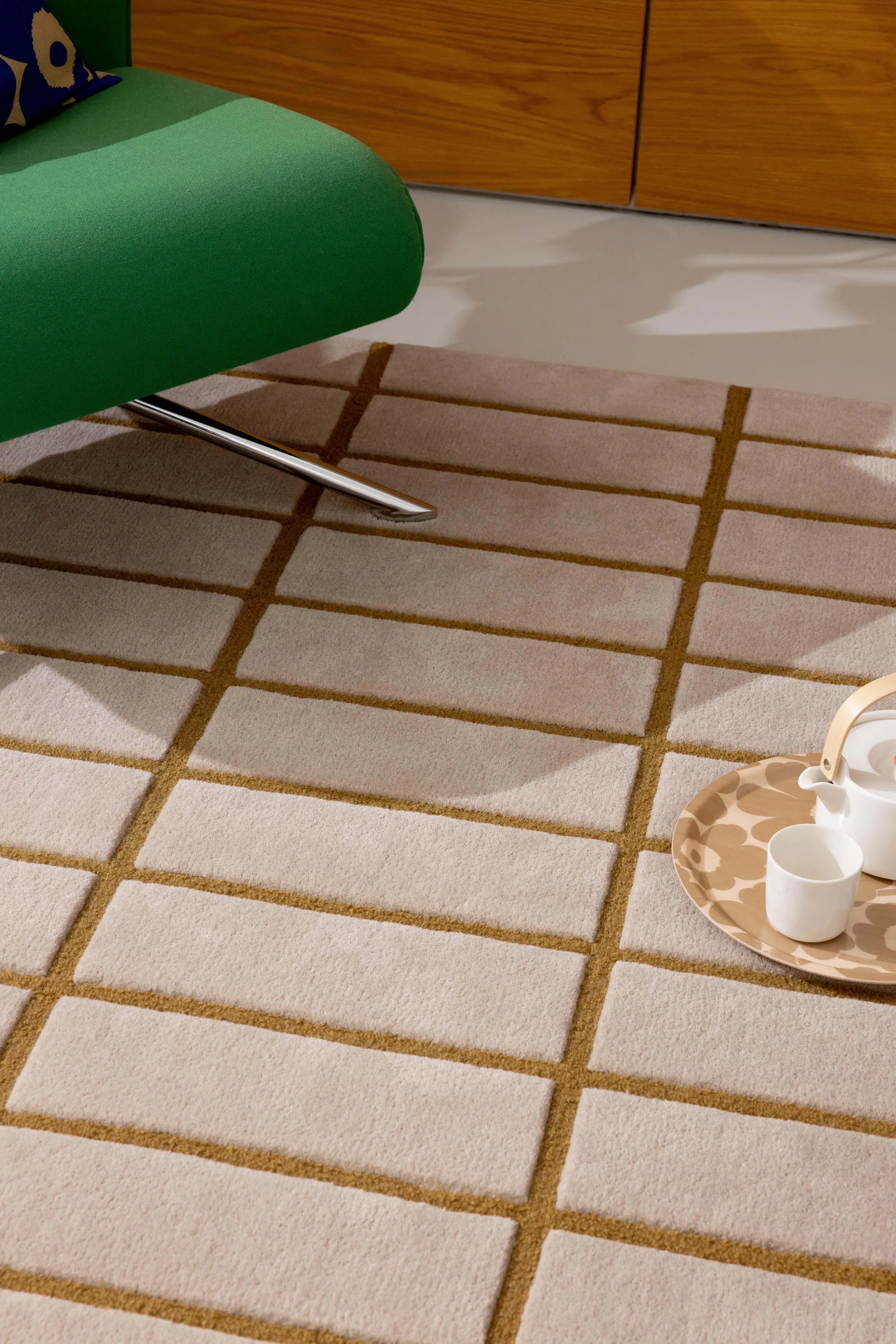 Tapis en laine Tiiliskivi, Bronze Yellow, 170x240 cm Marimekko