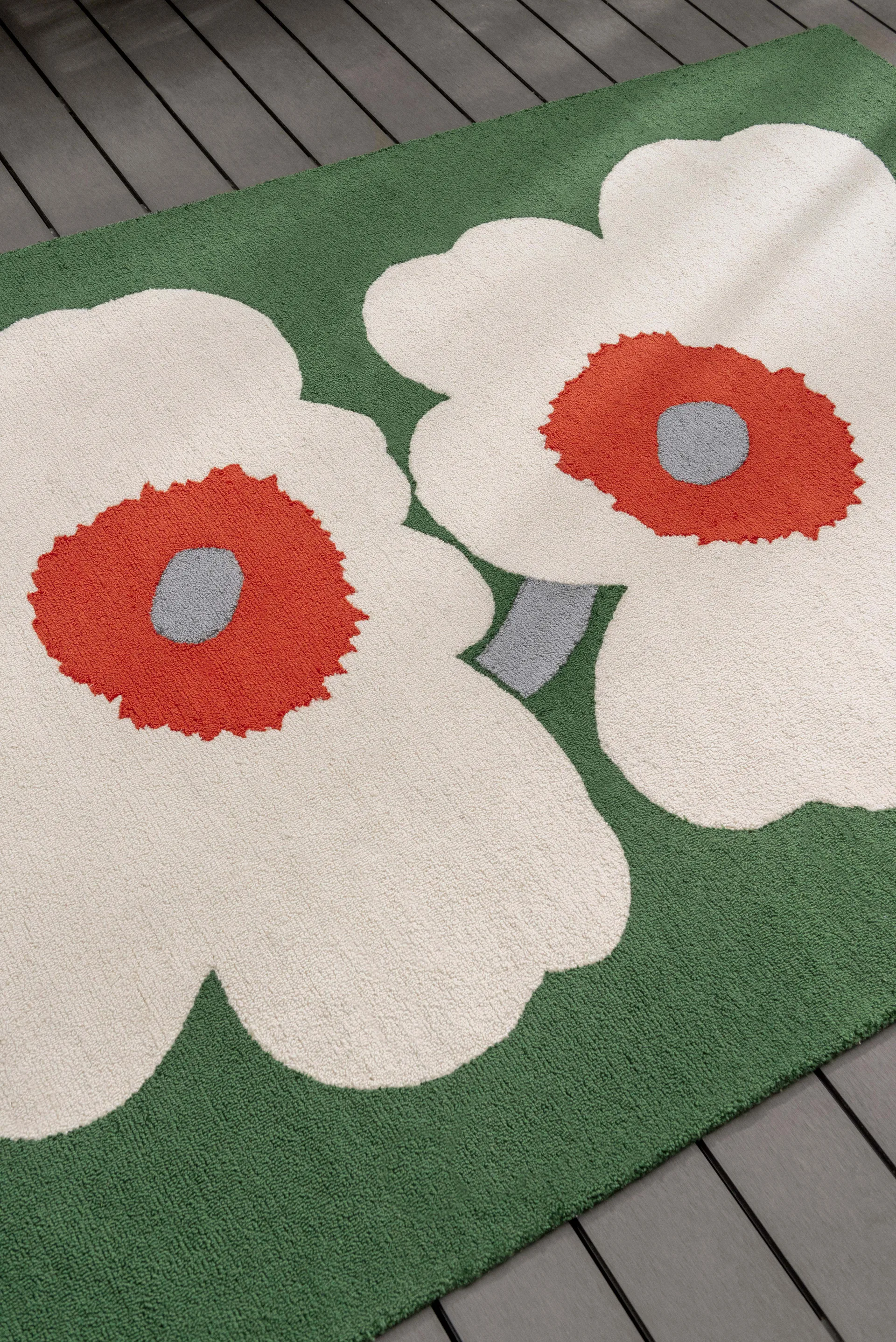 Tapis plastique tufté Unikko 60ème anniversaire, 250x350 cm Marimekko