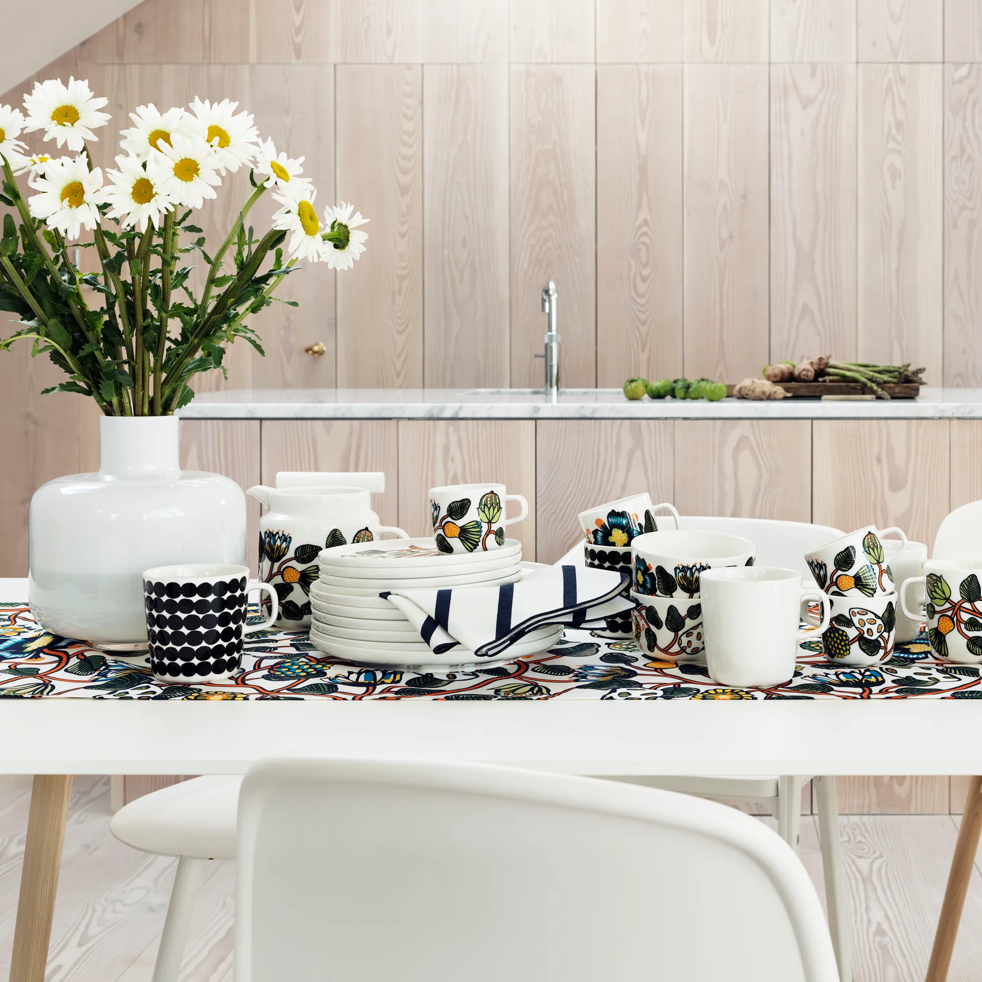 Vase Ming, blanc Marimekko