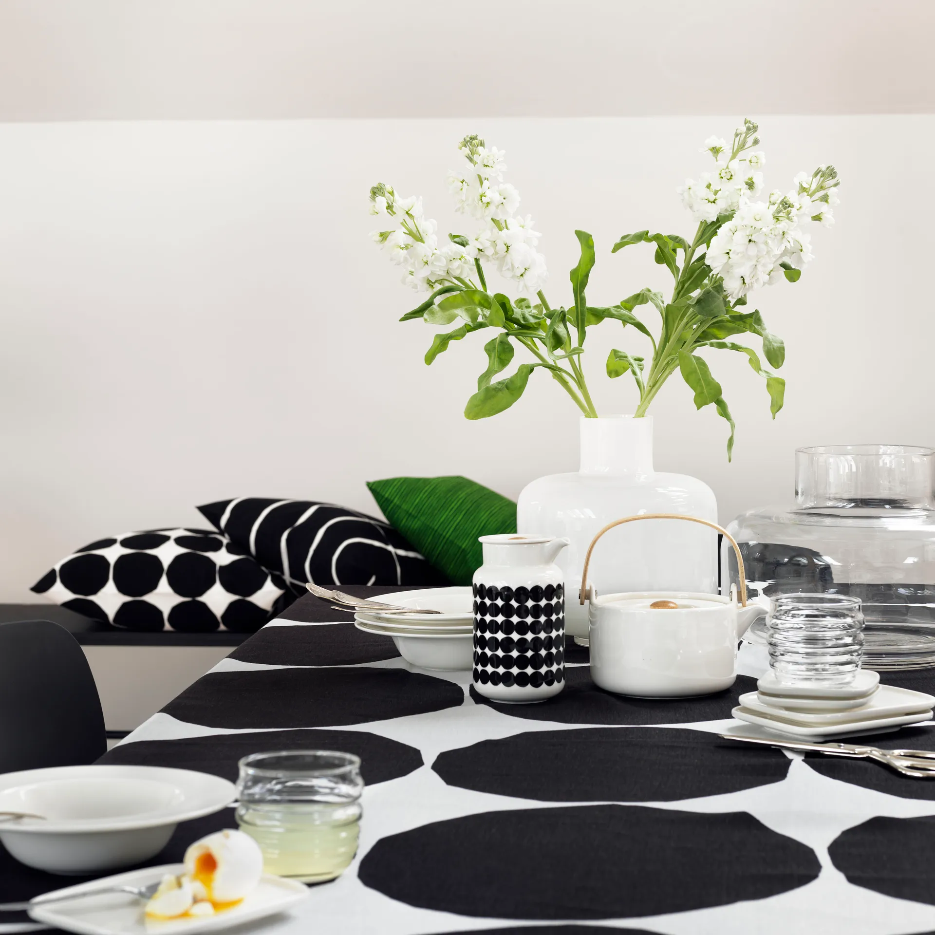 Vase Ming, blanc Marimekko