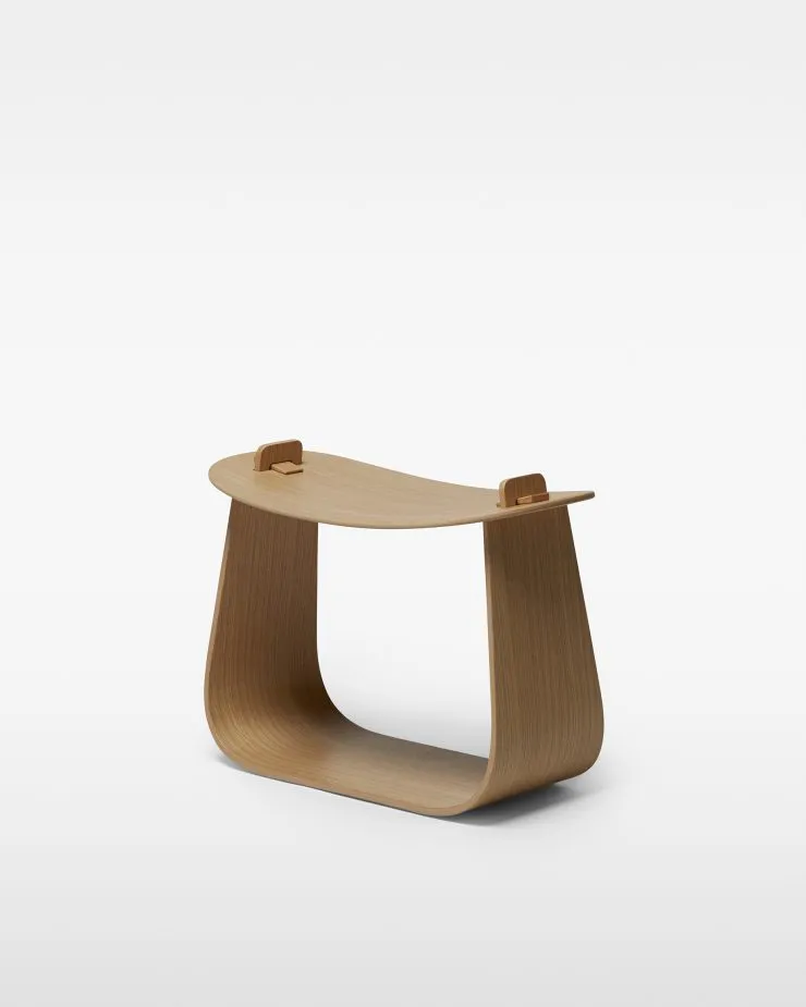 Chaise Harry, Chêne Massproductions