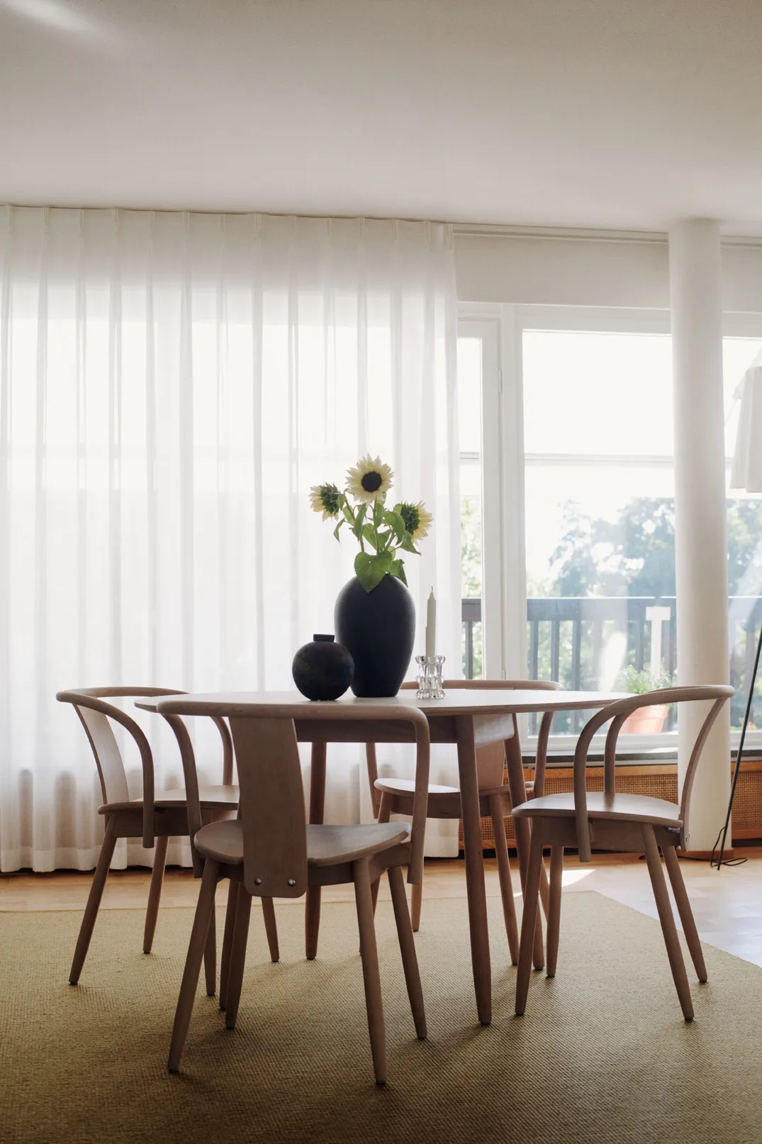 Chaise Icha, Hêtre Massproductions