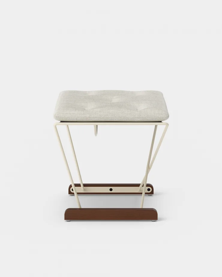 Repose-pied Spark, ivoire-hêtre teinté noyer, Romo Ruskin Quill 7757/10 Massproductions