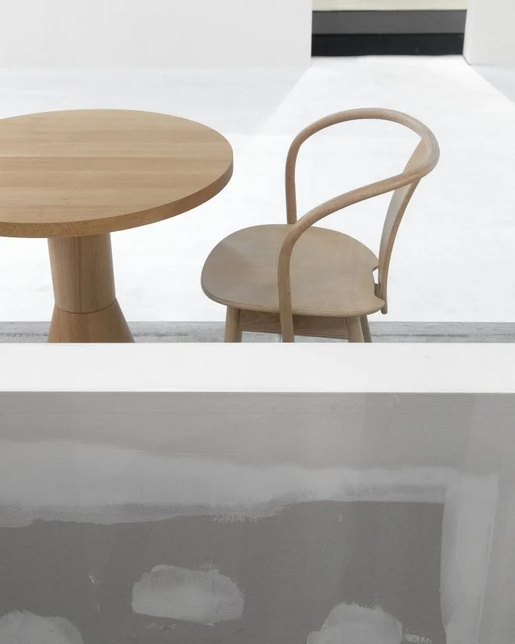 Table à manger Draft Ø88 cm, Hêtre Massproductions