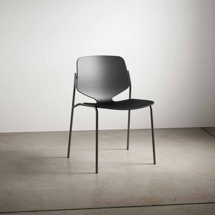 Chaise Nova Sea, black, structure en acier noir Mater